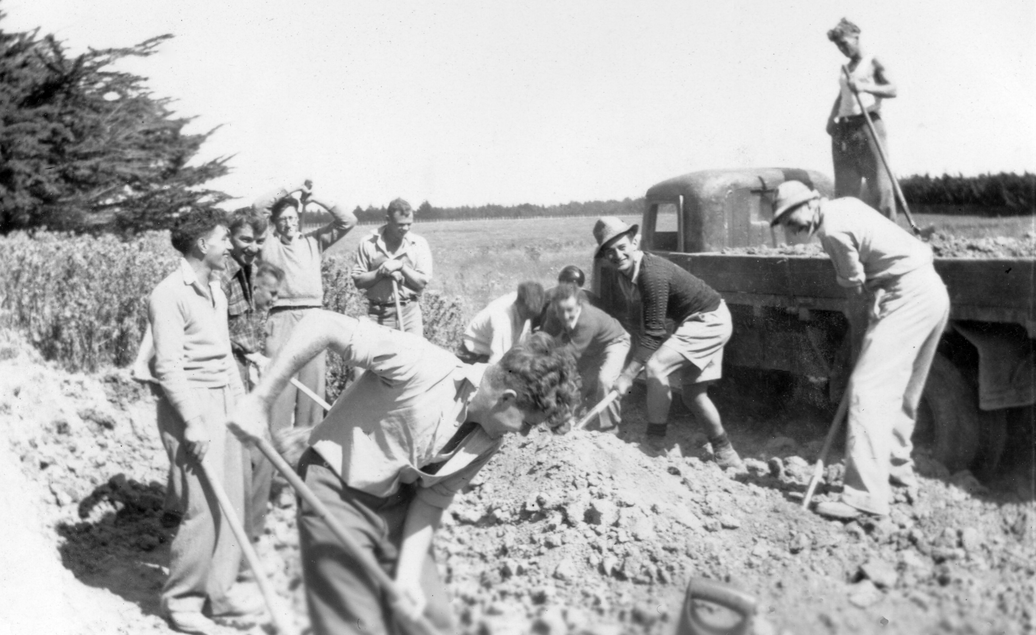  Bruce Ryde photo 039 - Cricket Working Bee