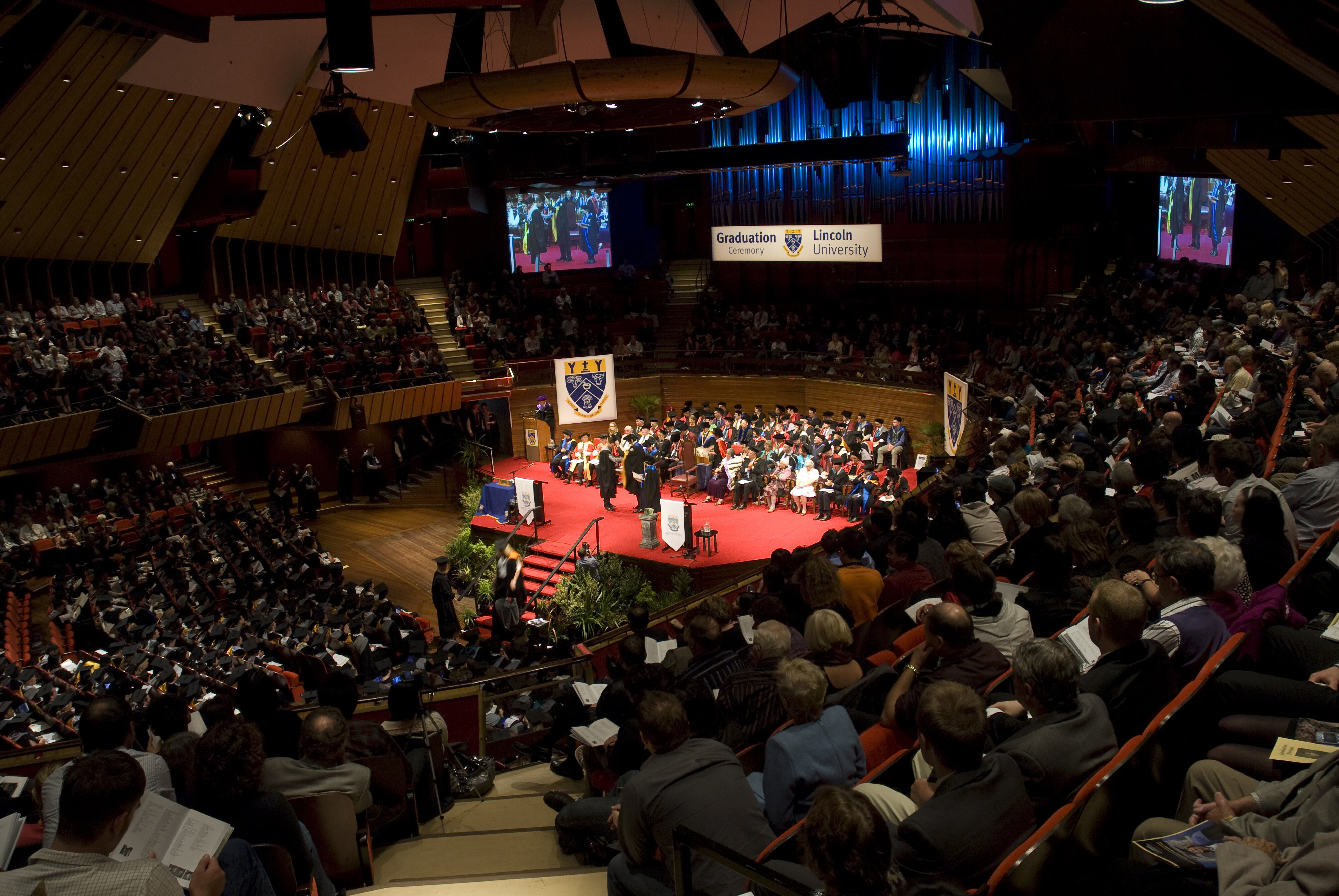 2009 LU Graduation Ceremony 030