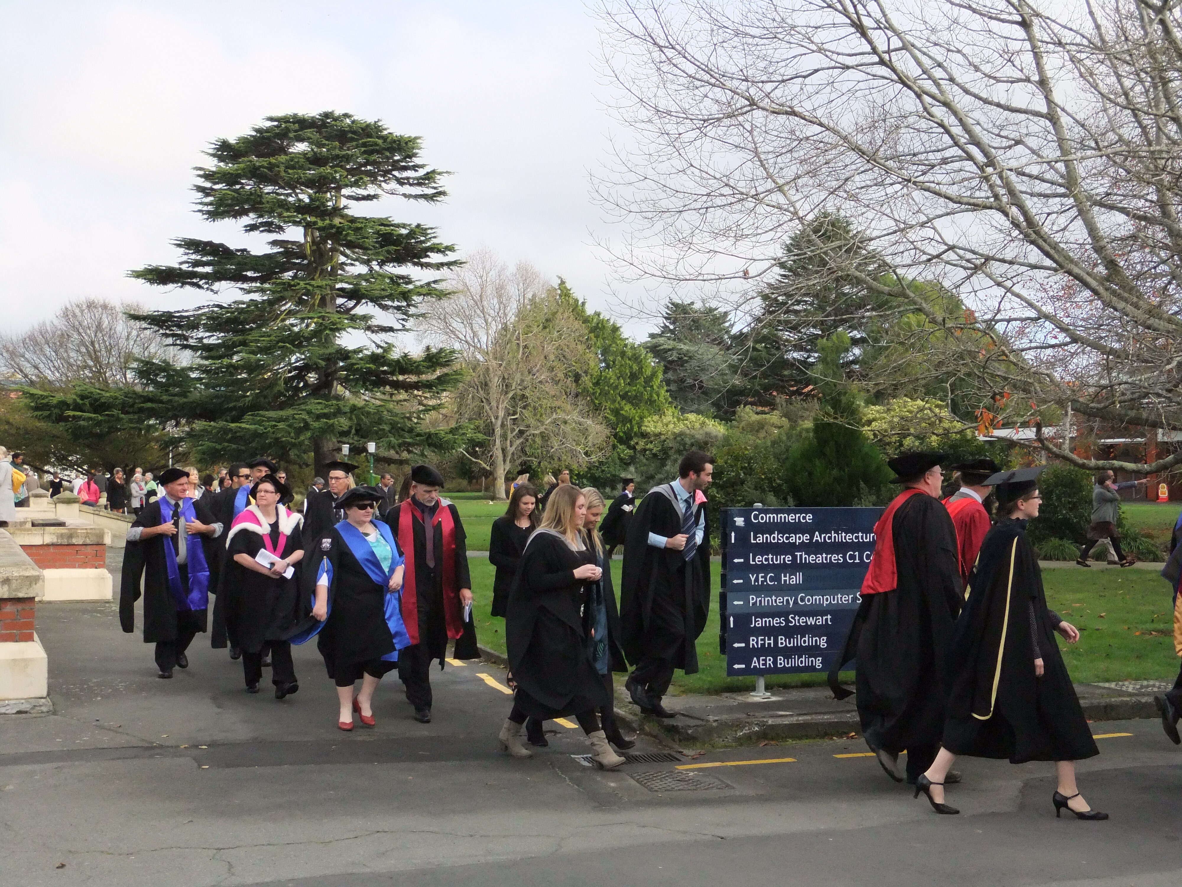 2014 Graduation Procession4