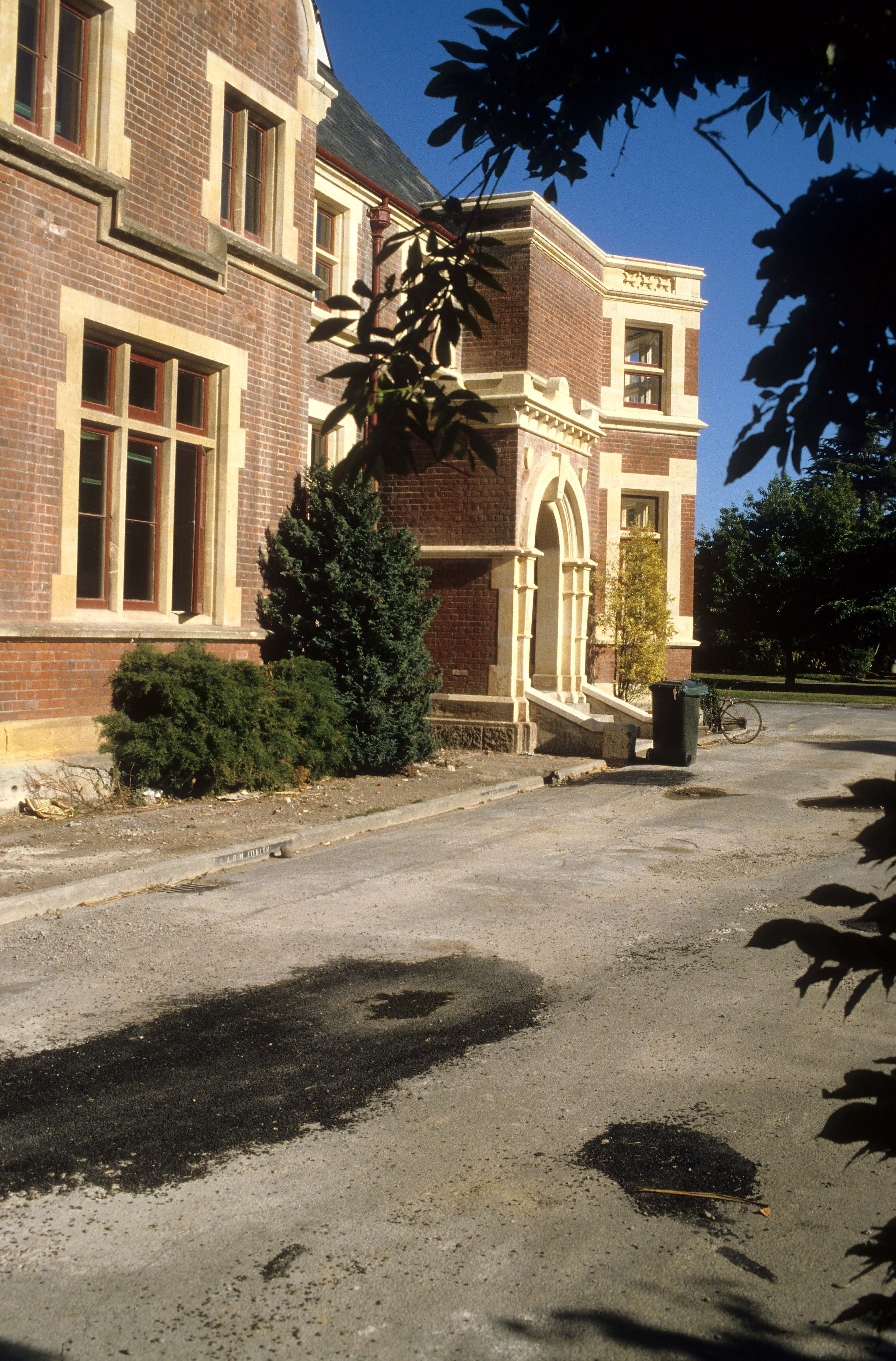 Ivey Hall Redevelopment 1985-1987 no.495
