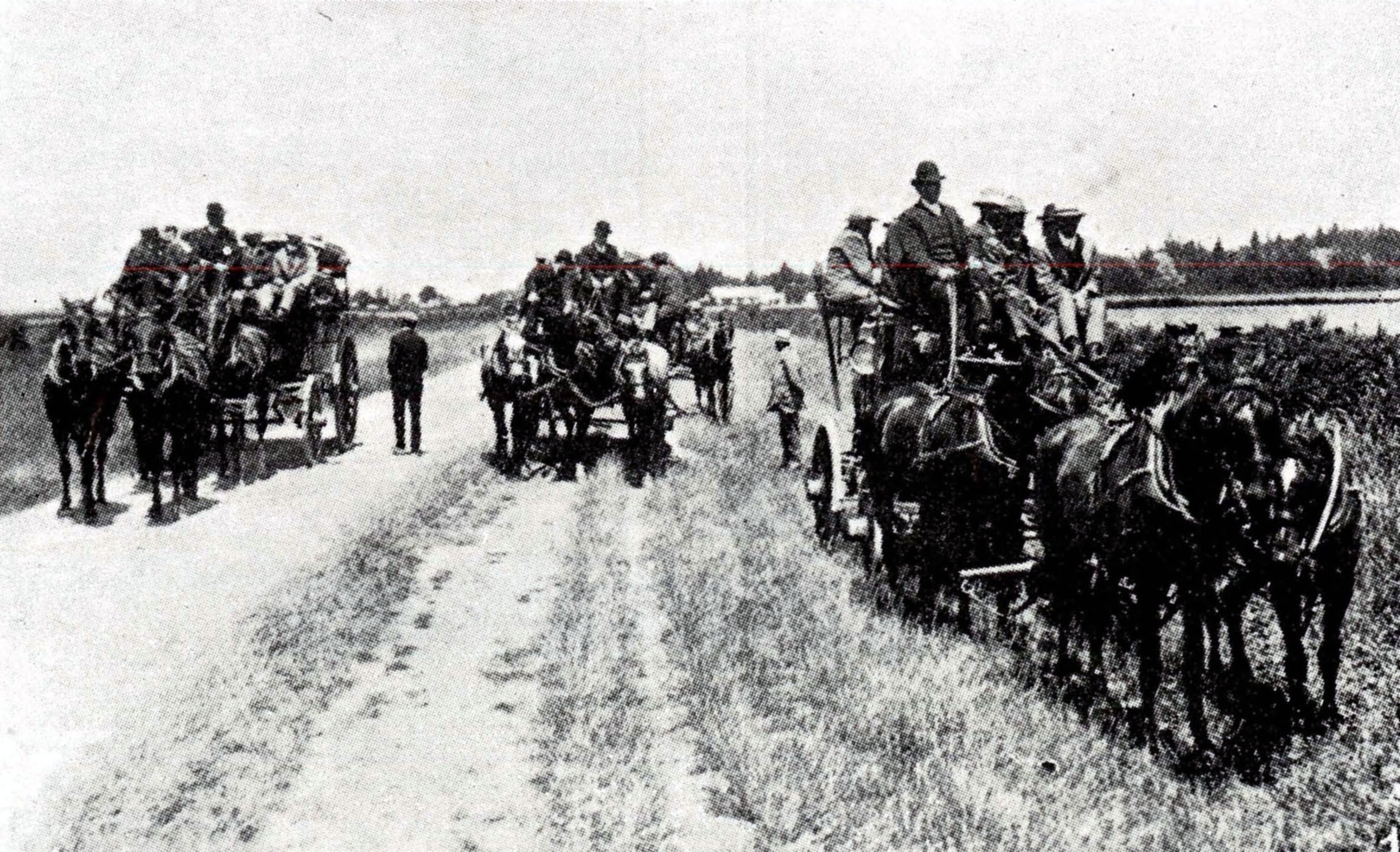 1907 Viewing the farm