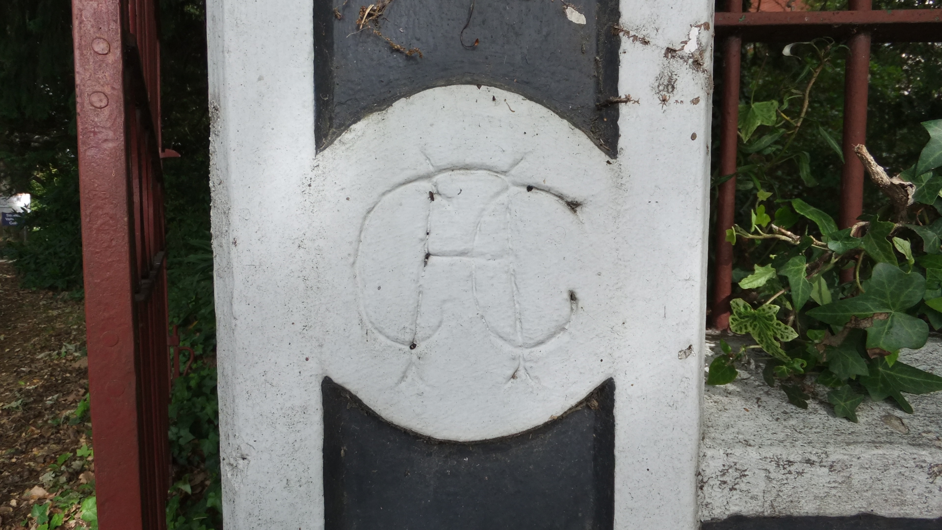 CAC inscription on pillar