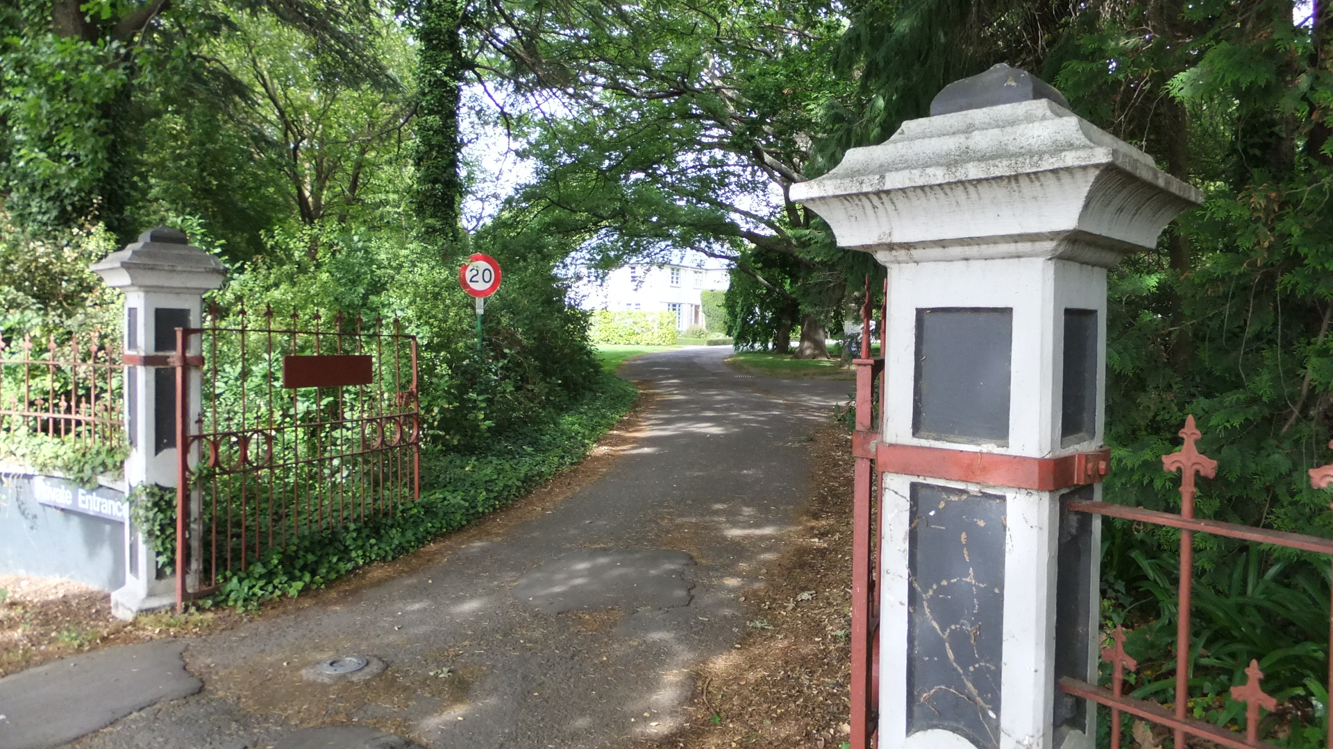 Lodge Entry