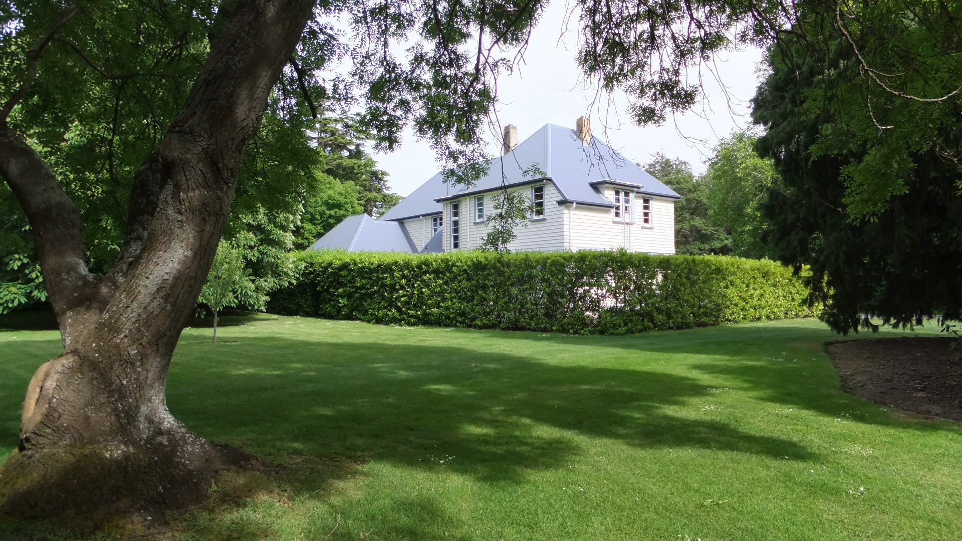 Lodge viewed from Commerce lawn