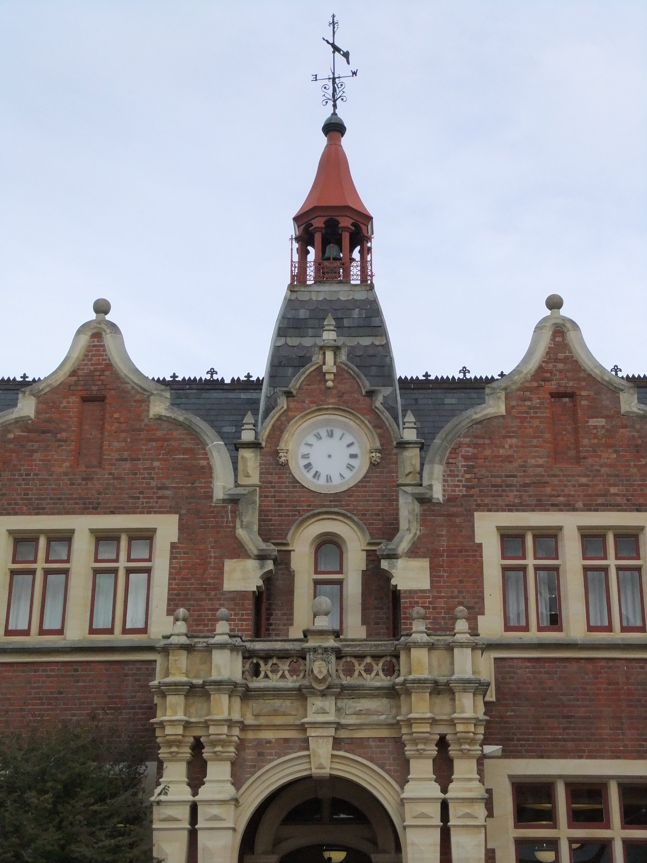 Ivey Clock 2014