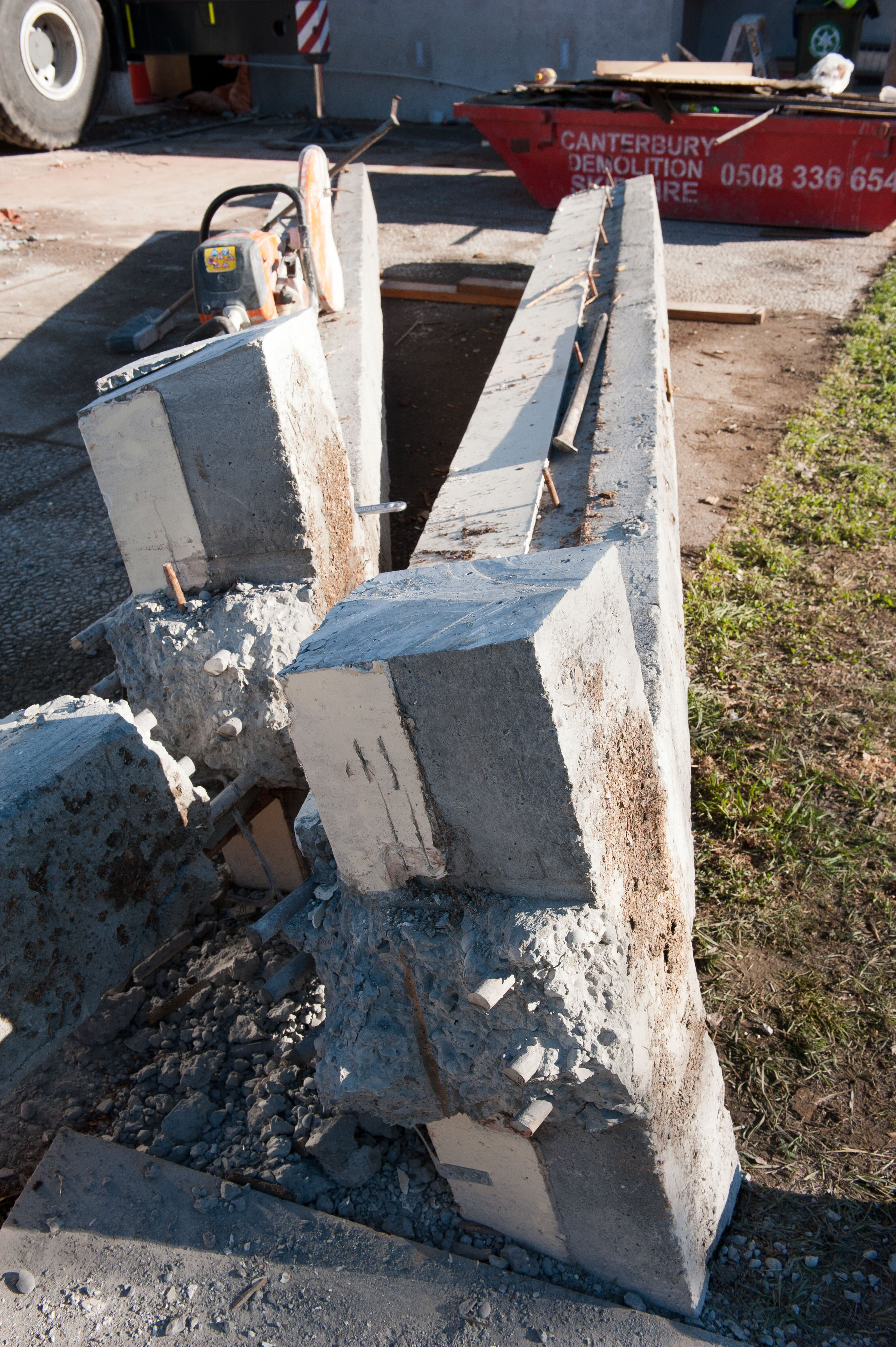Dining Hall Deconstruction 105