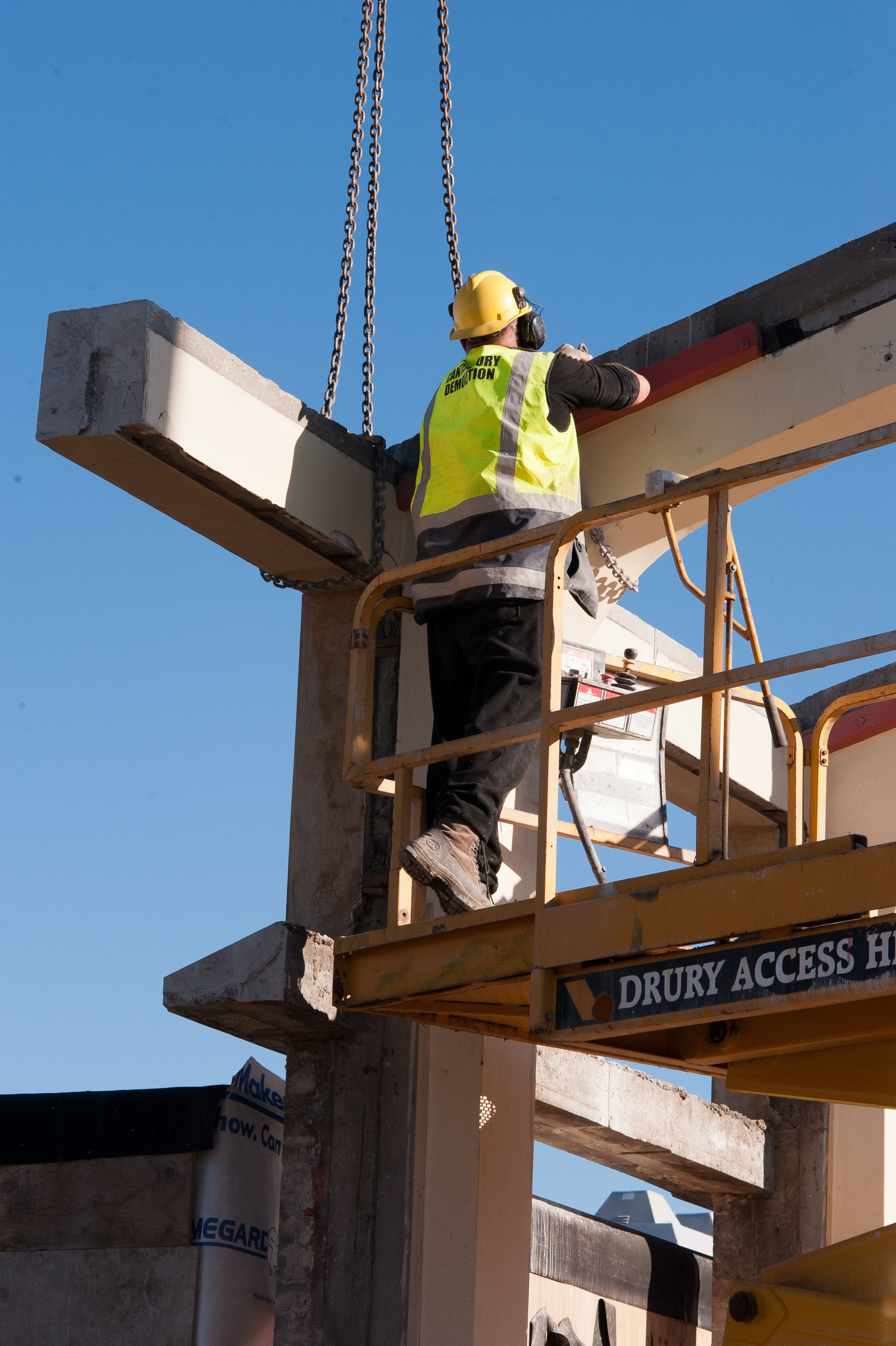 Dining Hall Deconstruction 150