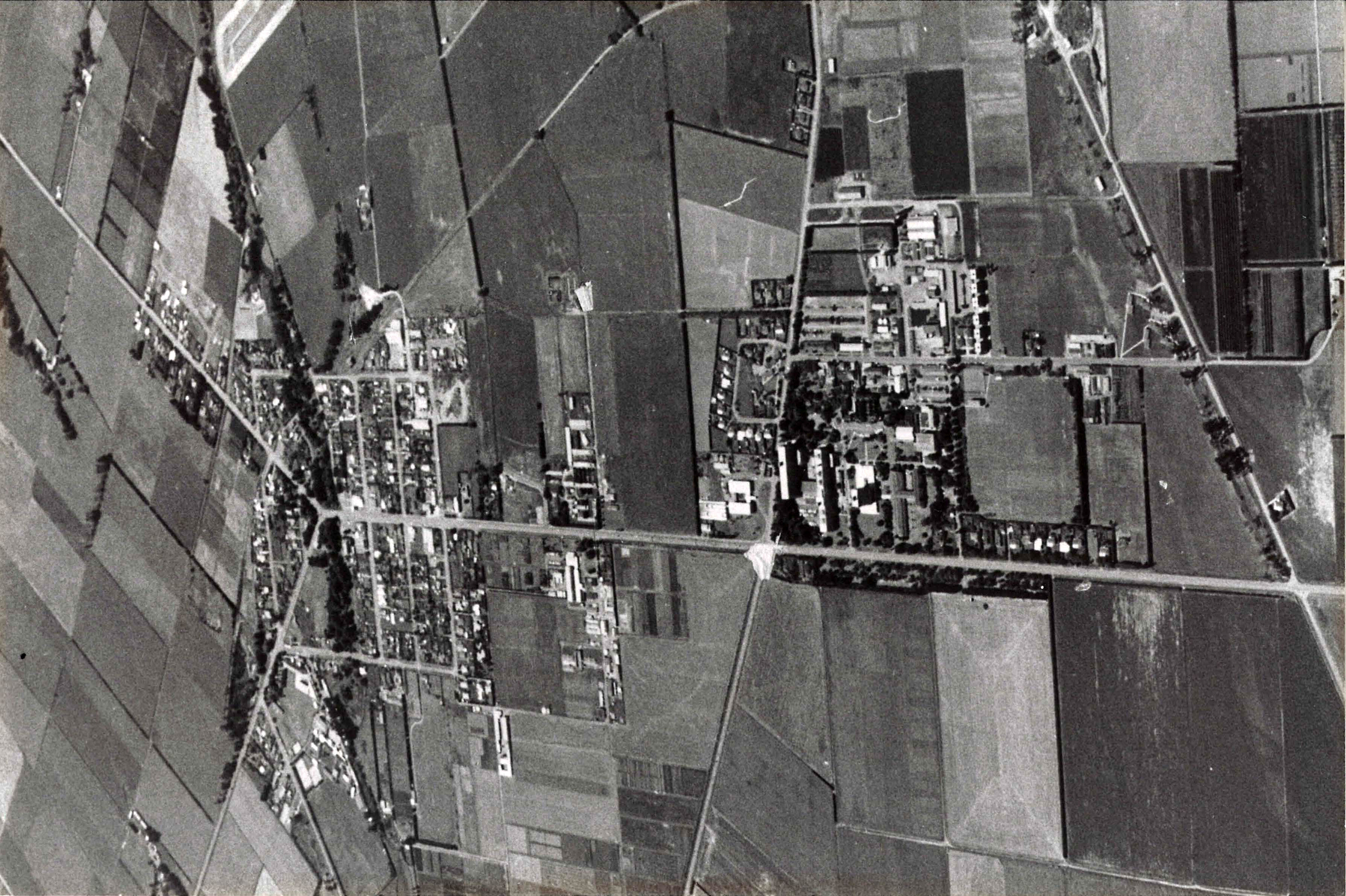 Not Described - Historical Photographs