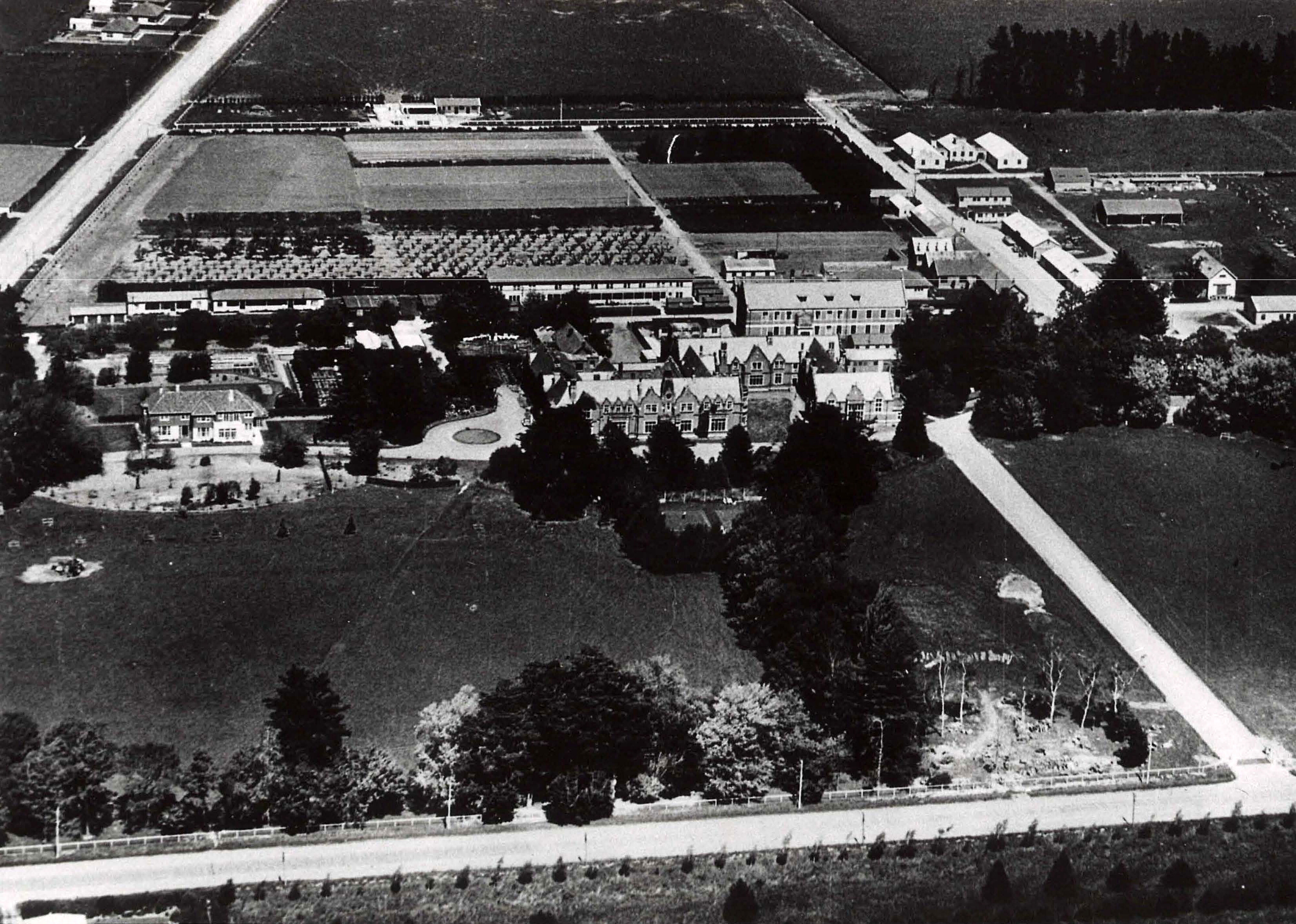 Not Described - Historical Photographs