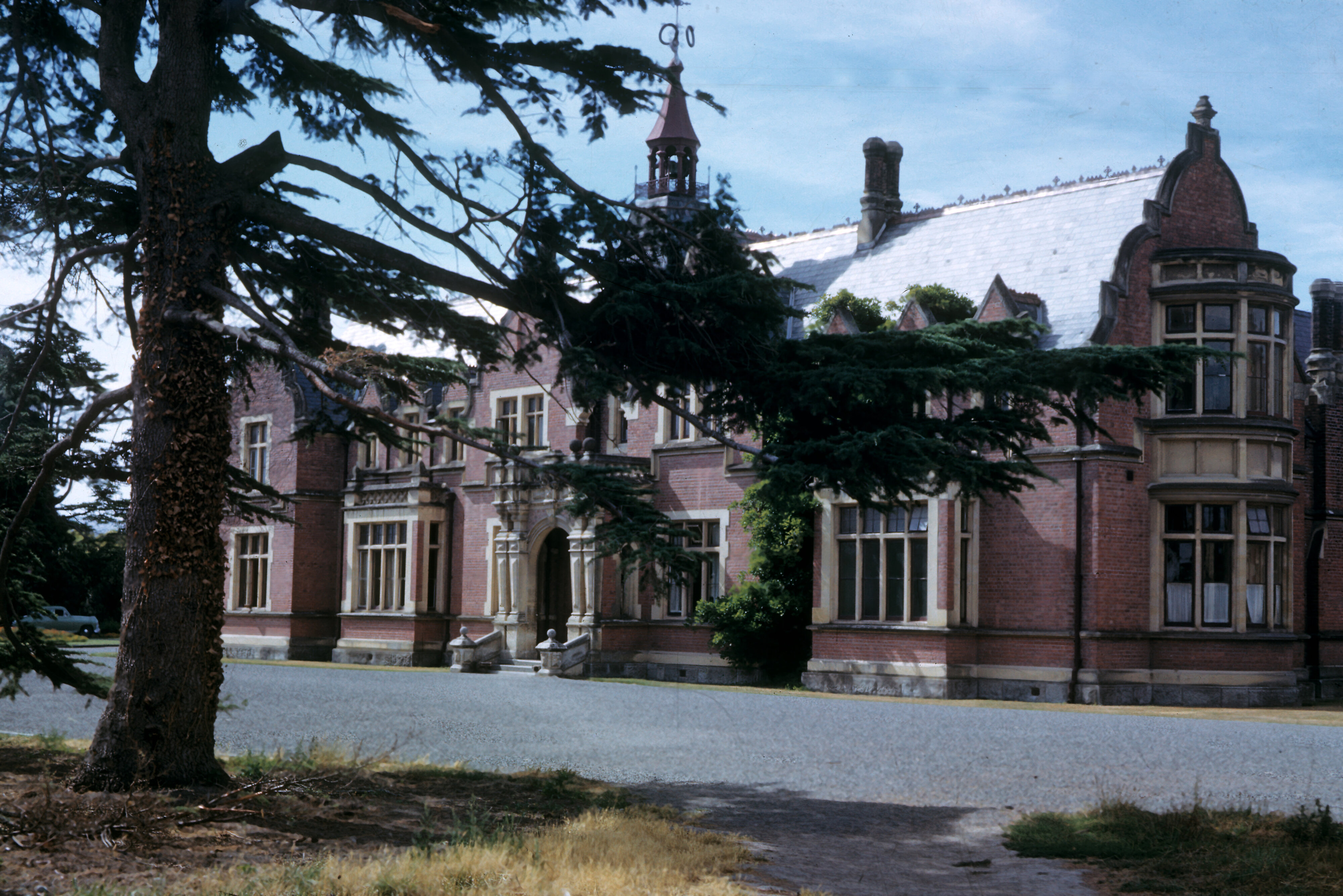 Ivey Hall, 1954