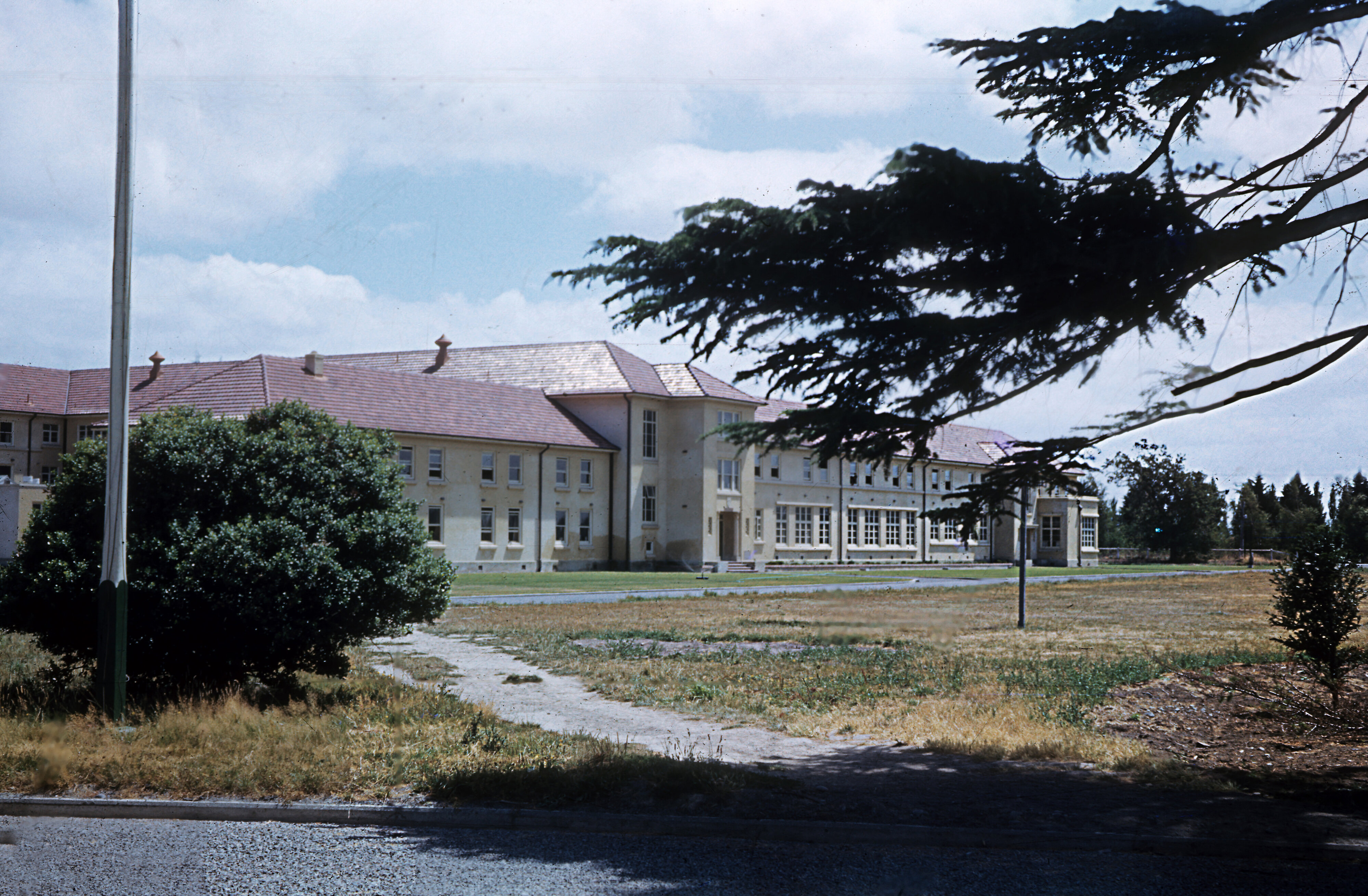 Newly built Hudson Hall, 1955