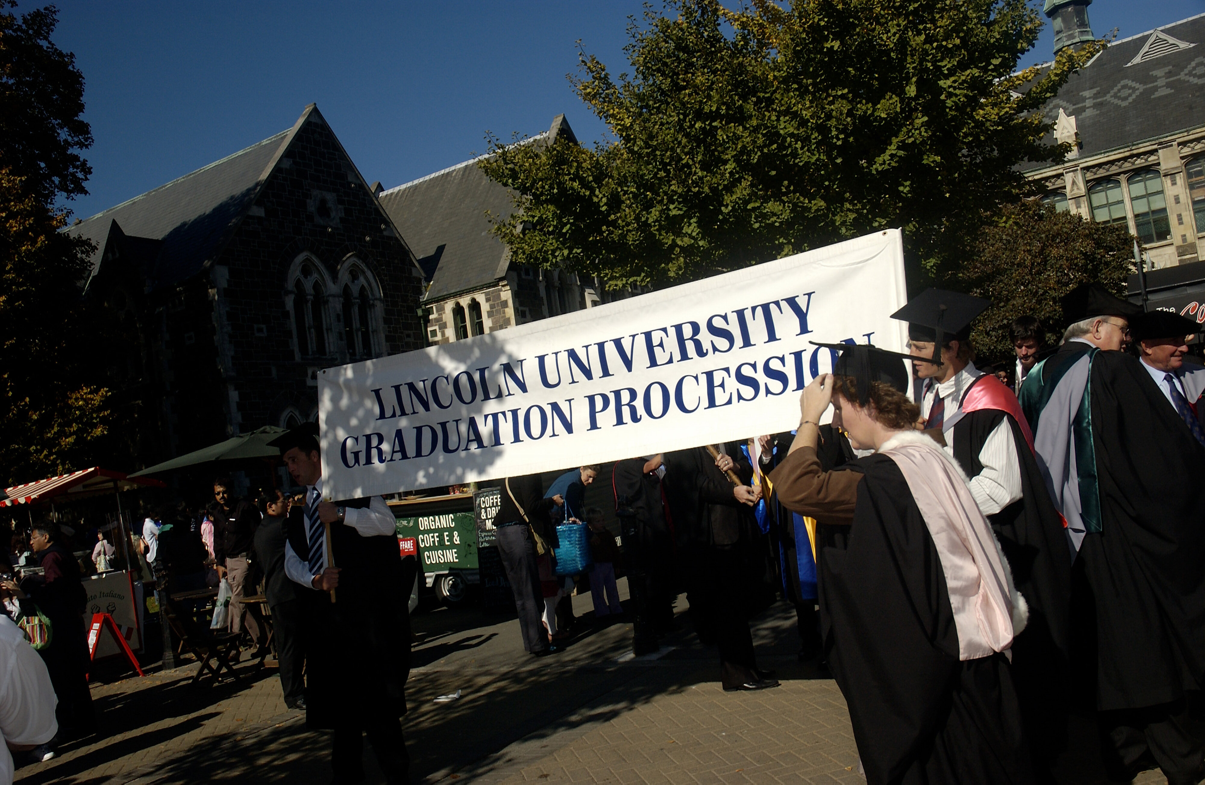 2007 LU Graduation Procession 055