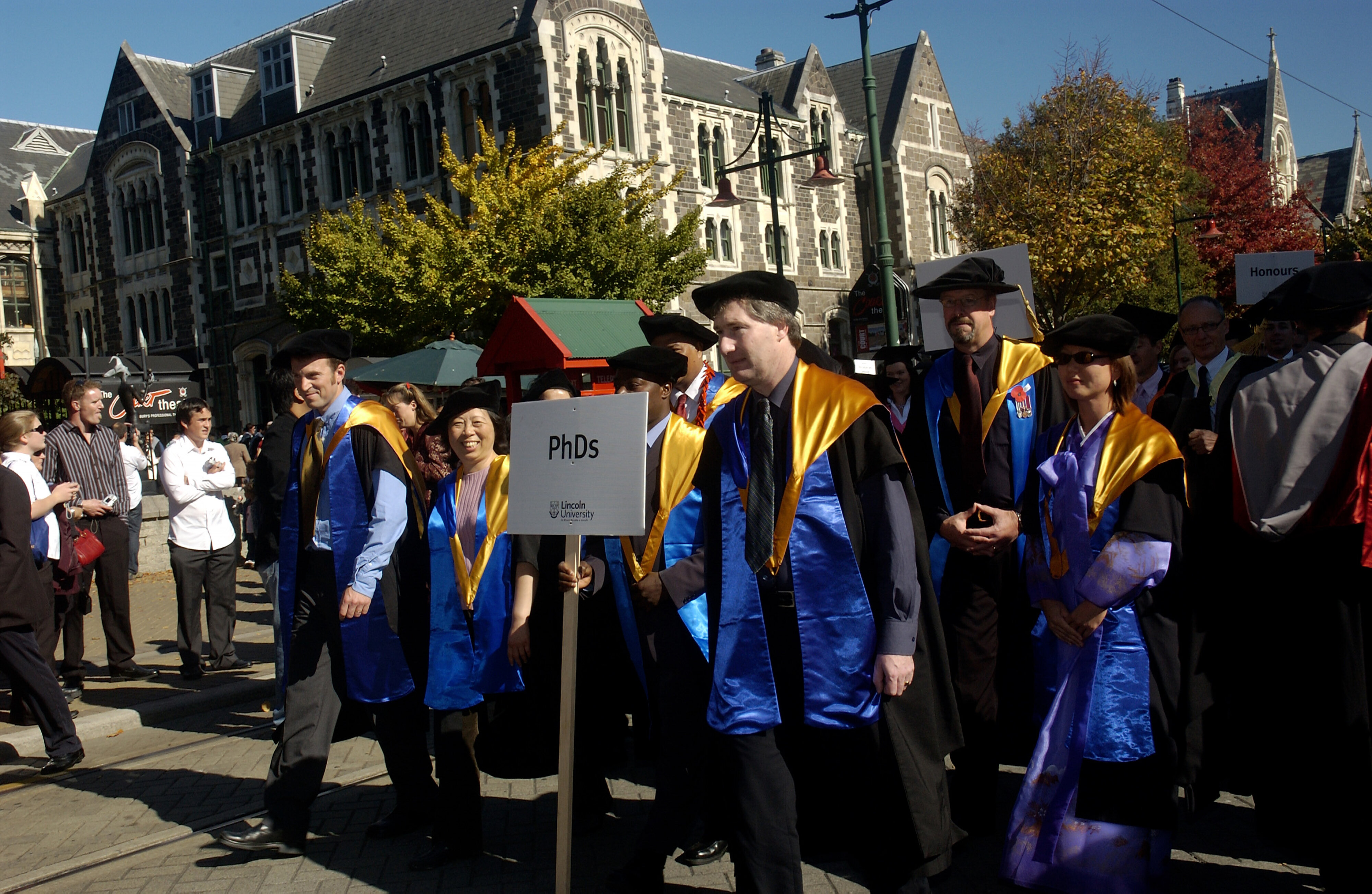 2007 LU Graduation Procession 060