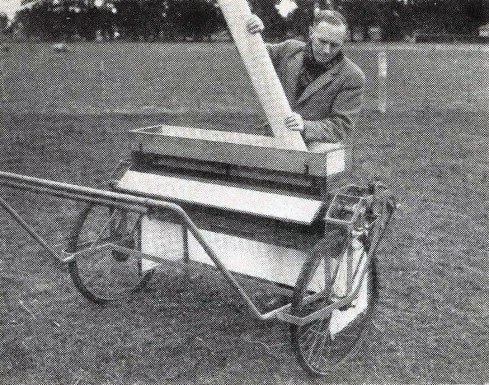 1953 Experimental topdresser