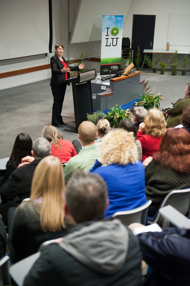 The 2012 State of the Nation's Environment Address Helen Clark 2