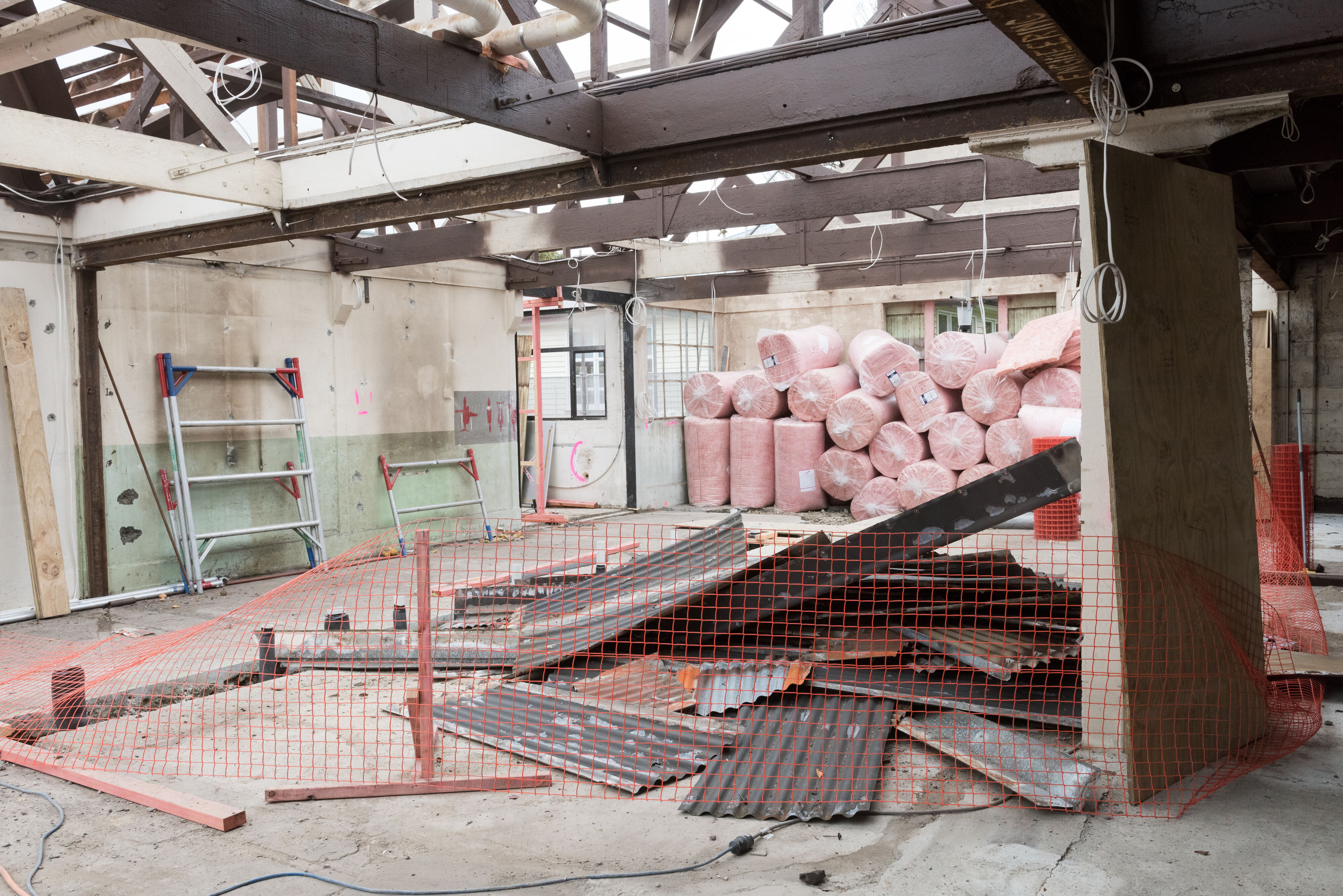 2015 Lincoln University Student Workshop Refurbishment 009