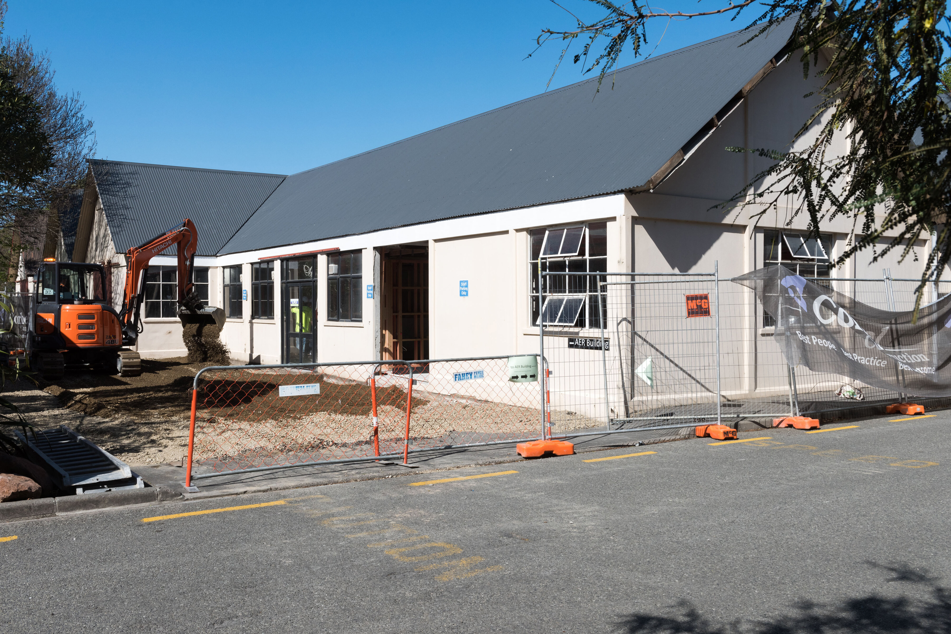 2015 Lincoln University Student Workshop Refurbishment 041