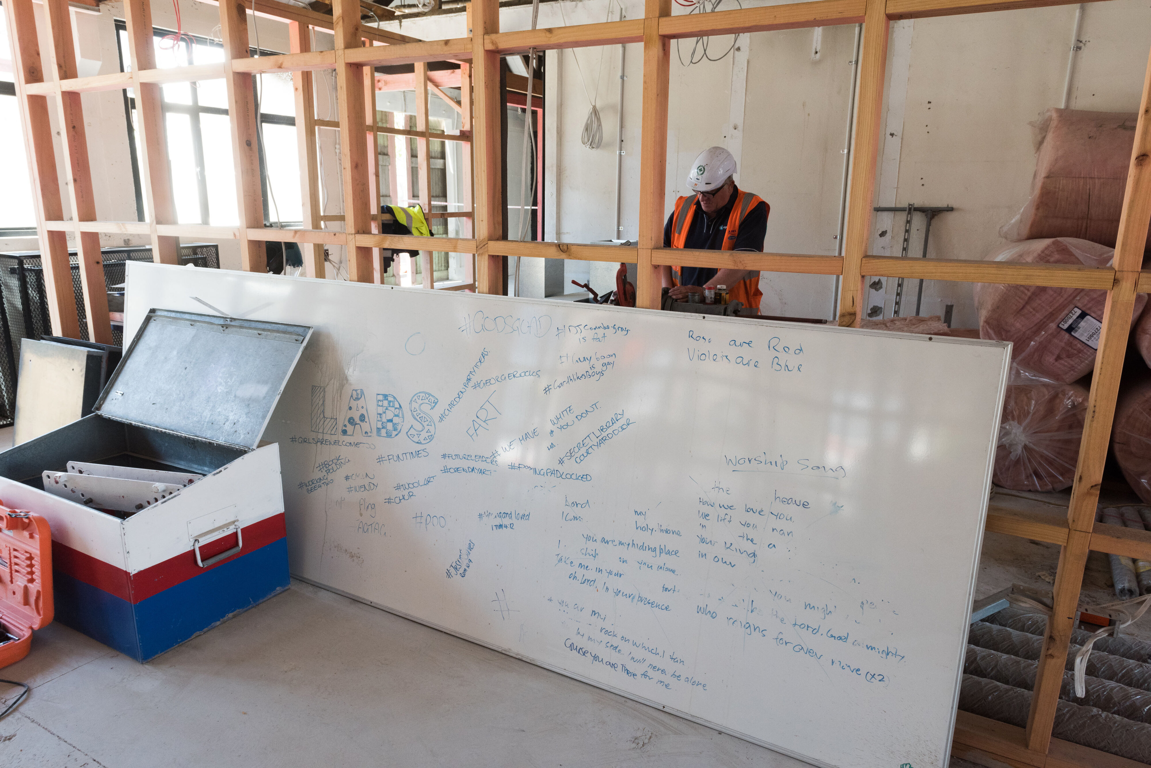 2015 Lincoln University Student Workshop Refurbishment 052