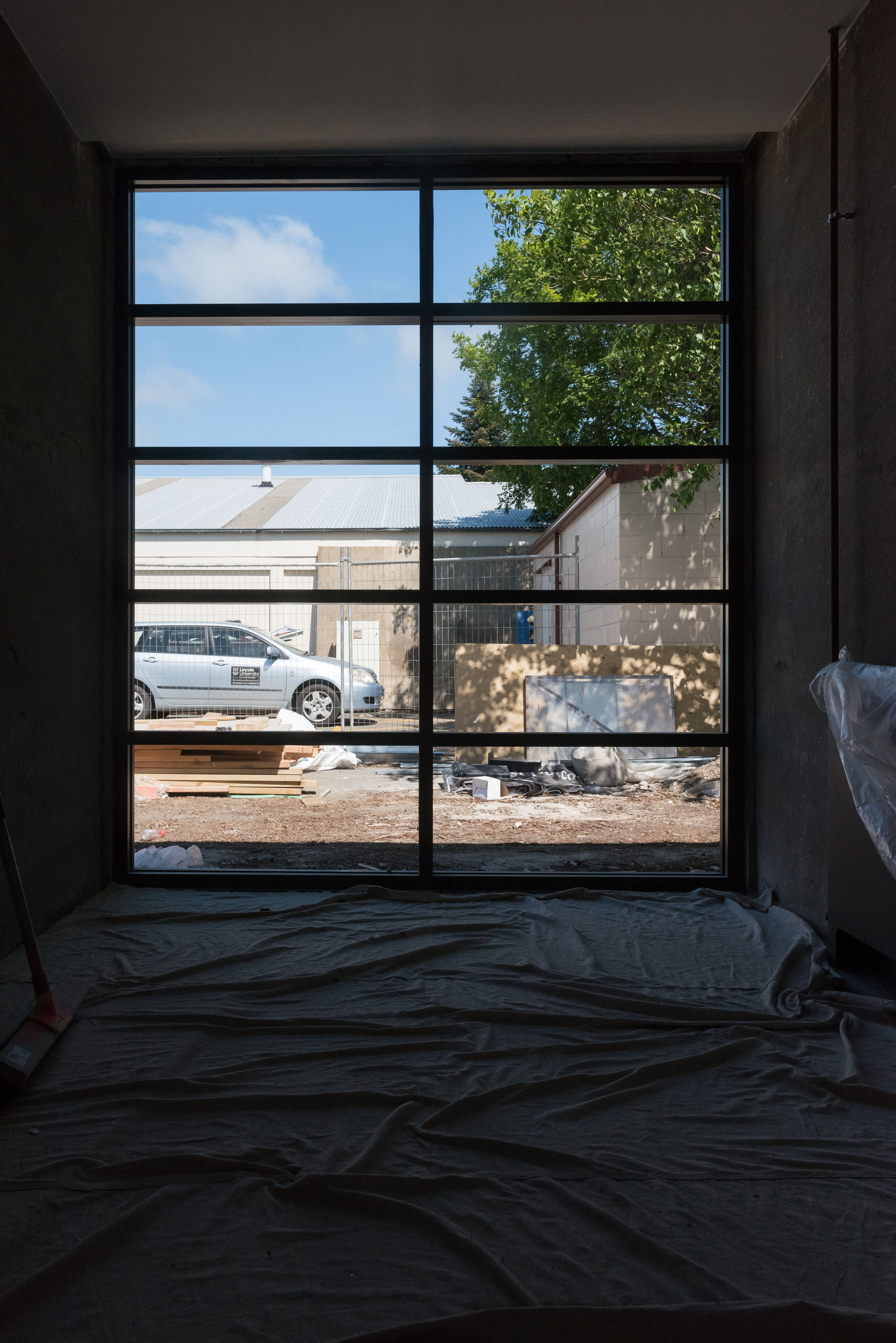 2015 Lincoln University Student Workshop Refurbishment 068