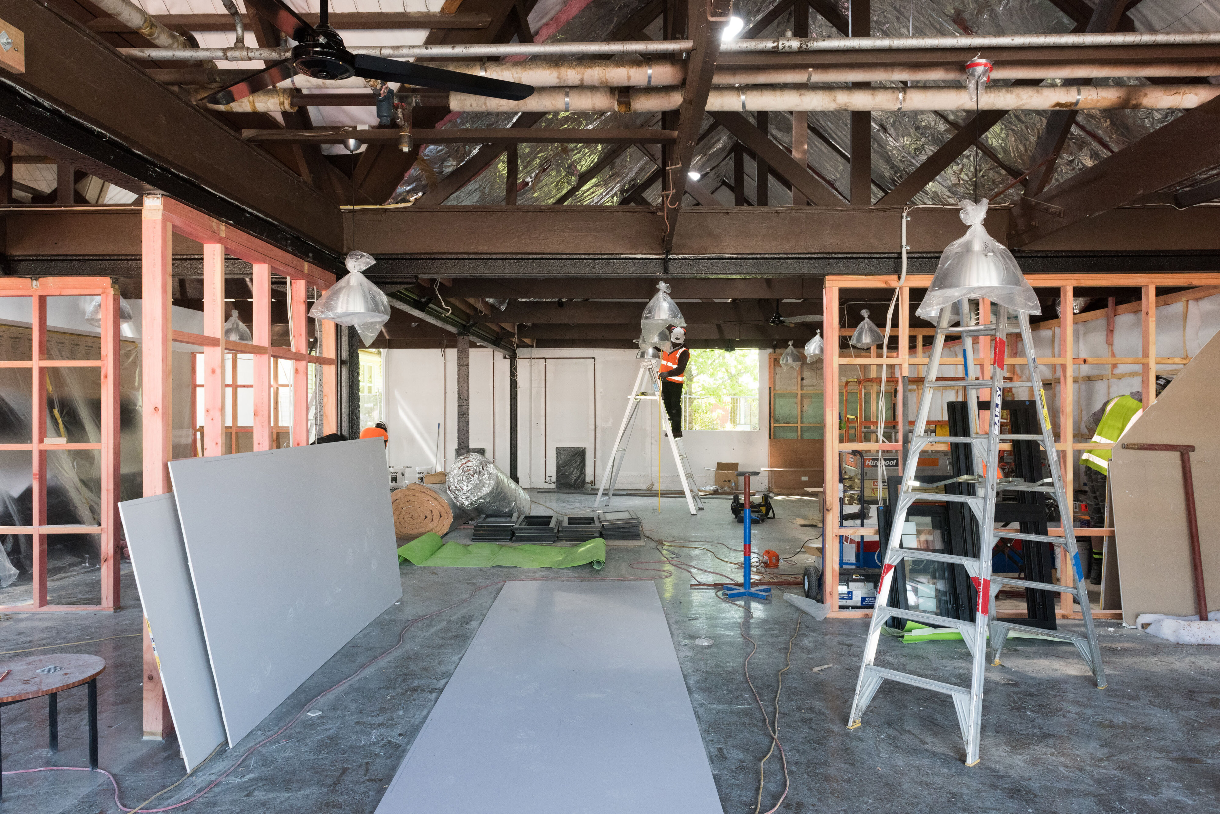 2015 Lincoln University Student Workshop Refurbishment 078