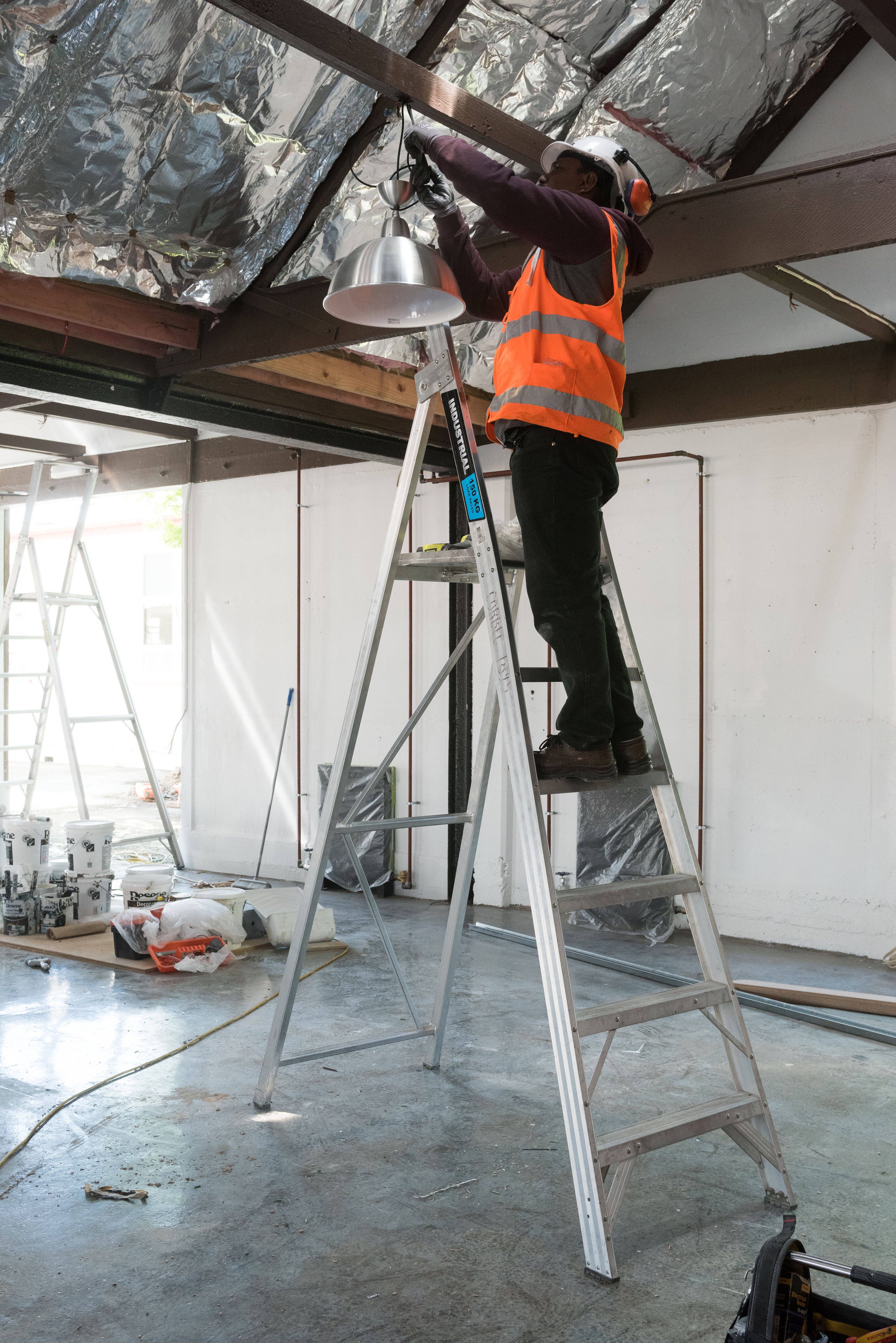 2015 Lincoln University Student Workshop Refurbishment 081