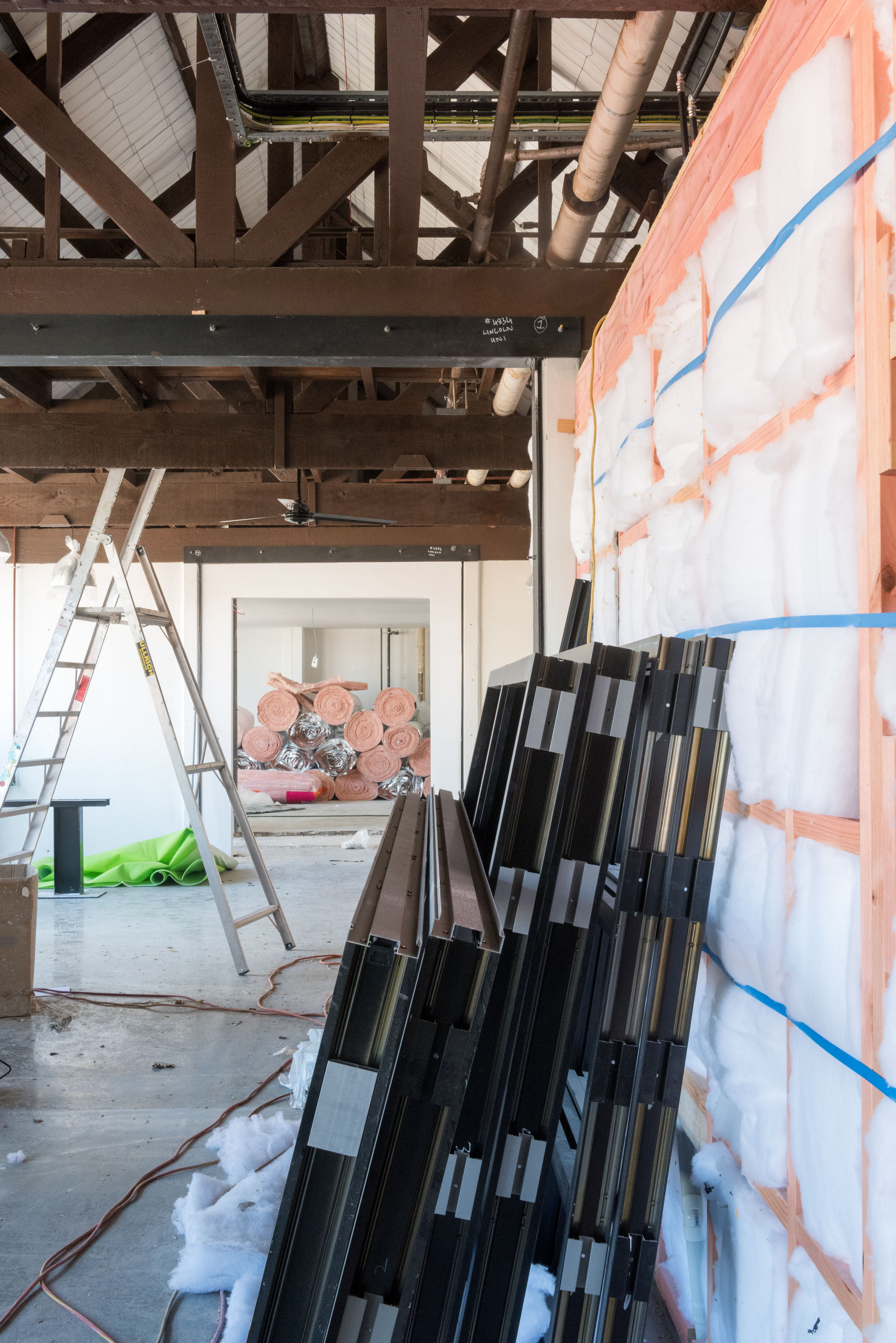 2015 Lincoln University Student Workshop Refurbishment 088