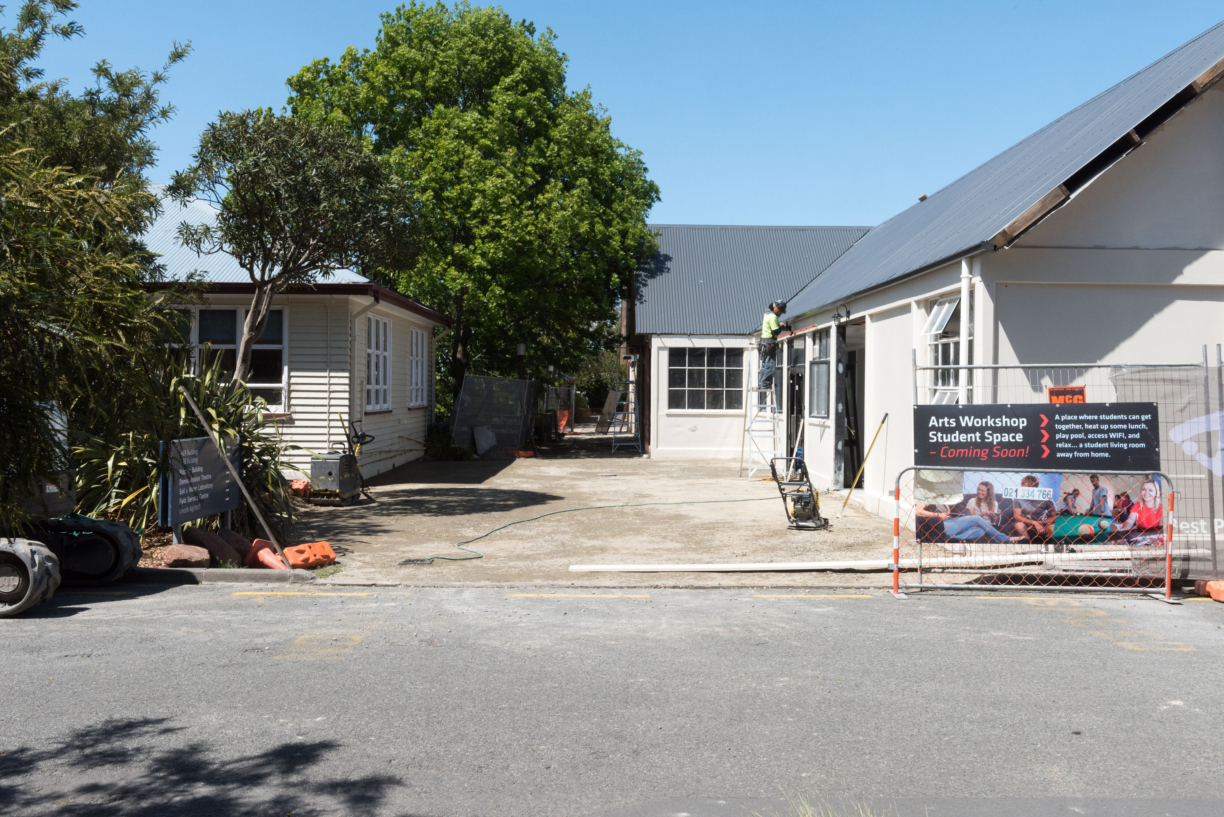 2015 Lincoln University Student Workshop Refurbishment 107