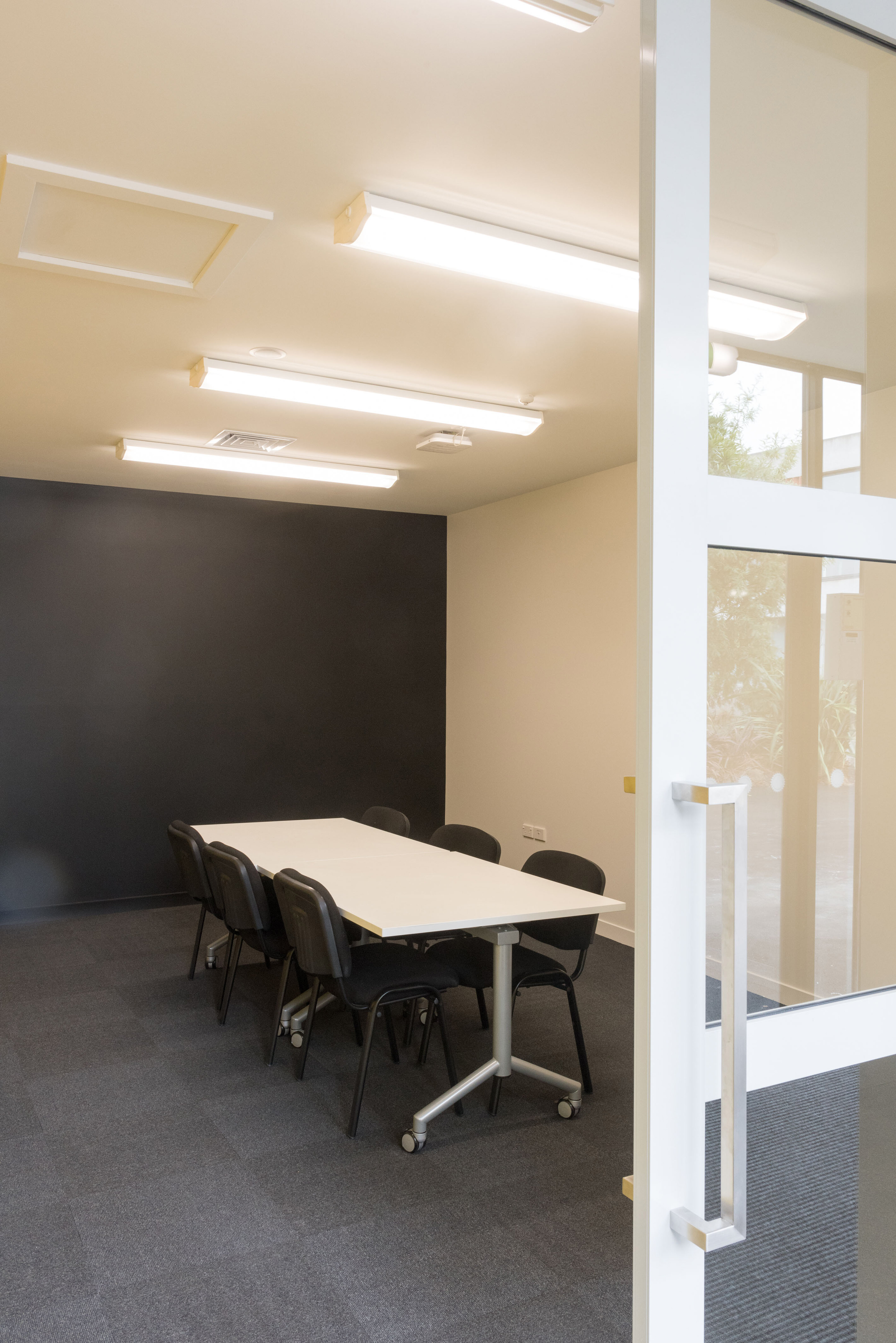 2016 Lincoln University Student Workshop Refurbishment 156