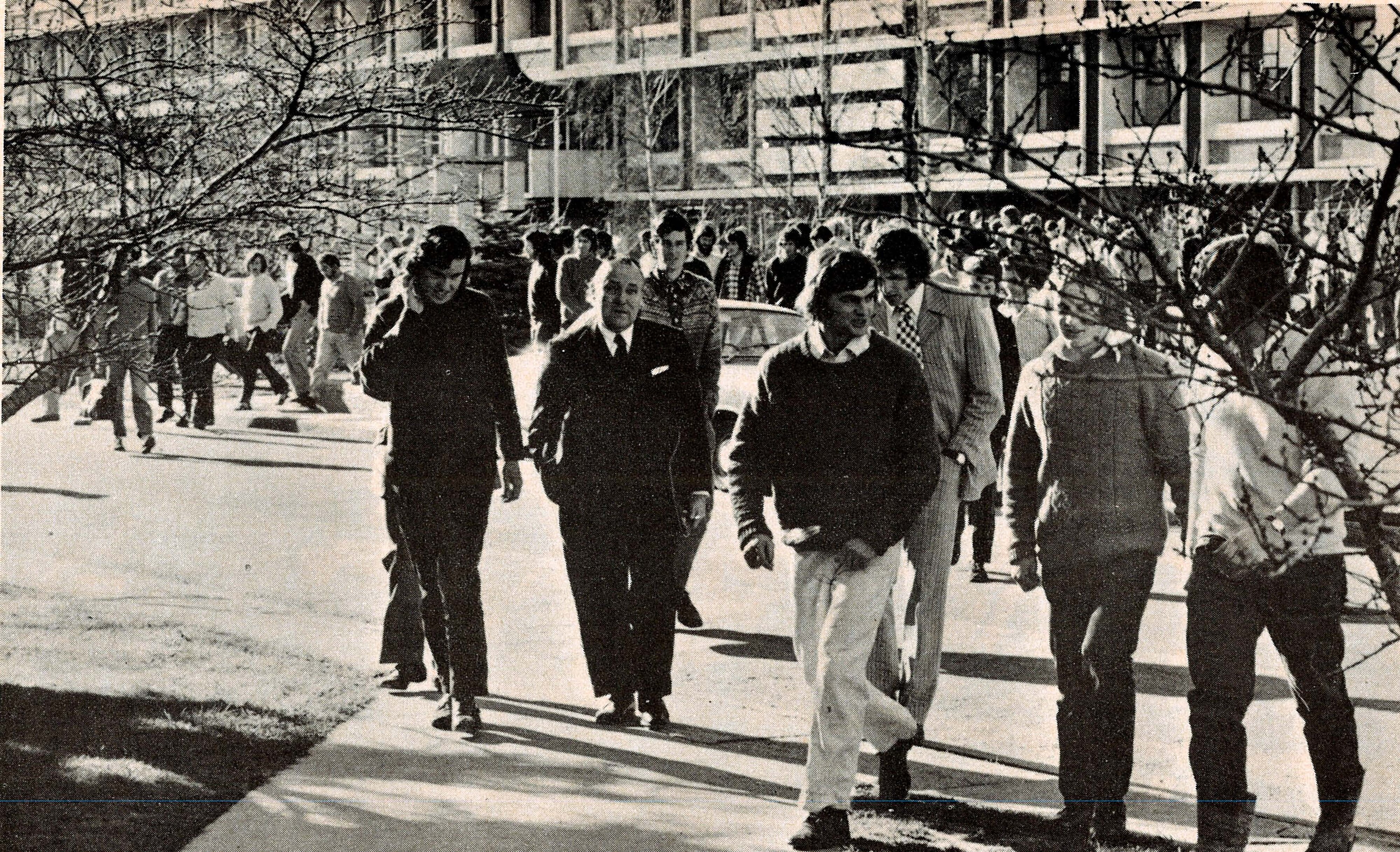 1974 Protective escort - open fourm visit Hon R. D. Muldoon