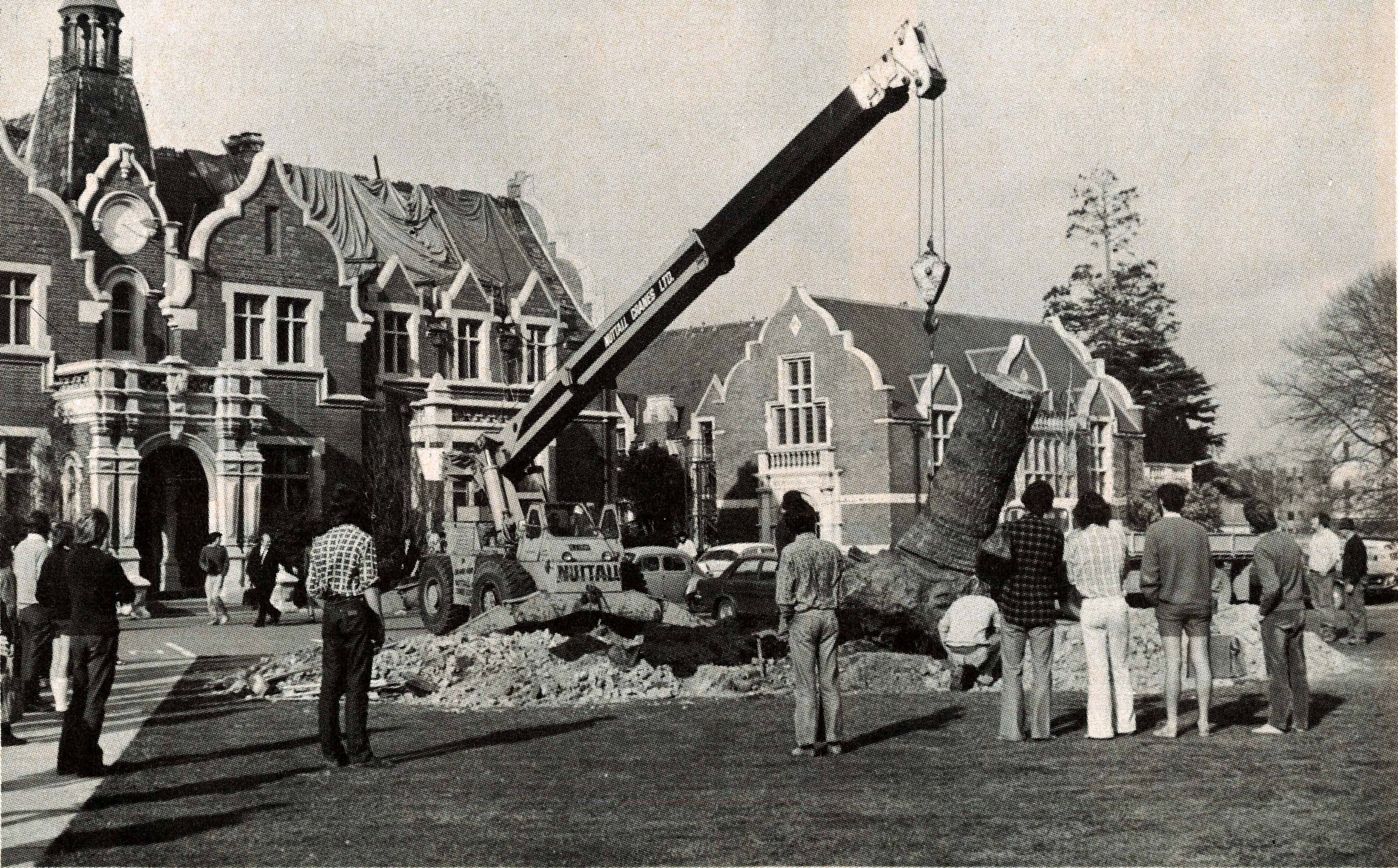 1975 Ignominious removal by mechanical equipment