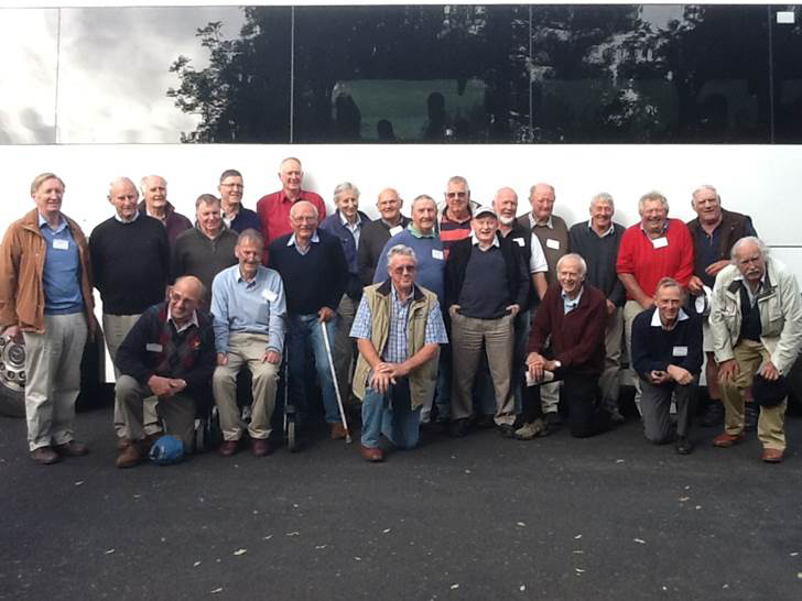 2013 Alumni from the 1958-59 Diploma class on their reunion tour