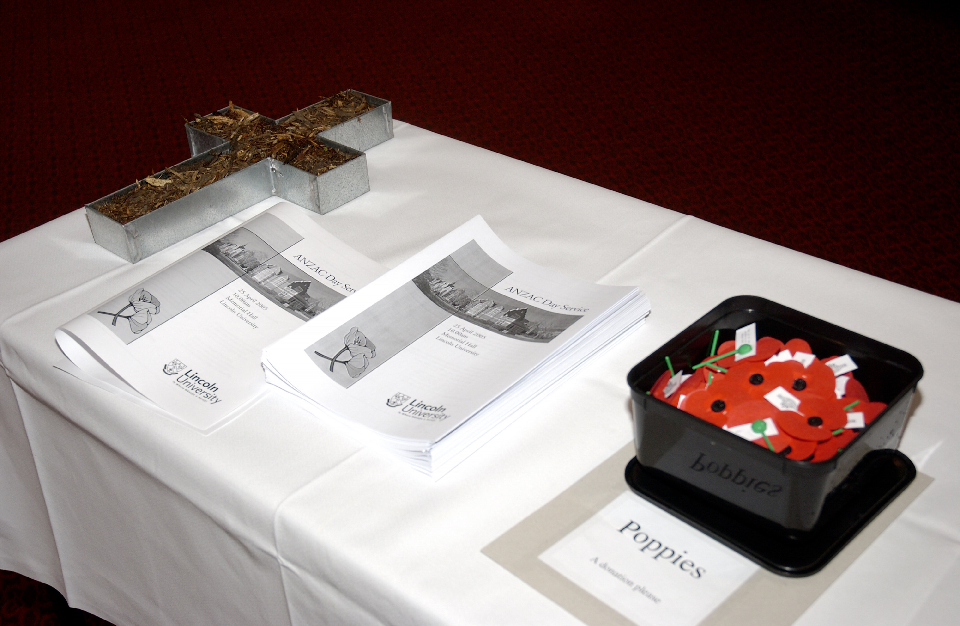 2005 ANZAC Day Service 01