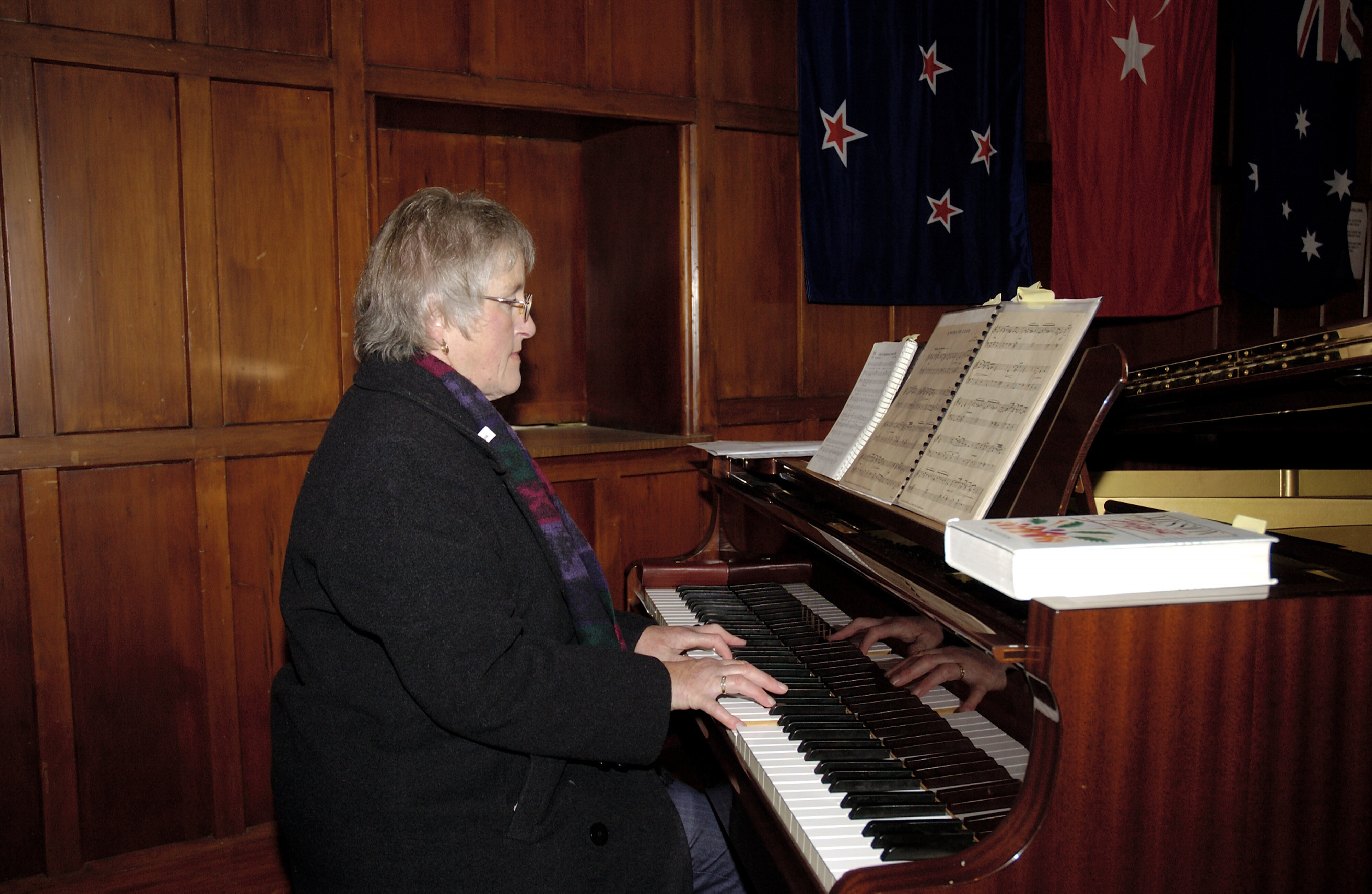 2005 ANZAC Day Service 03