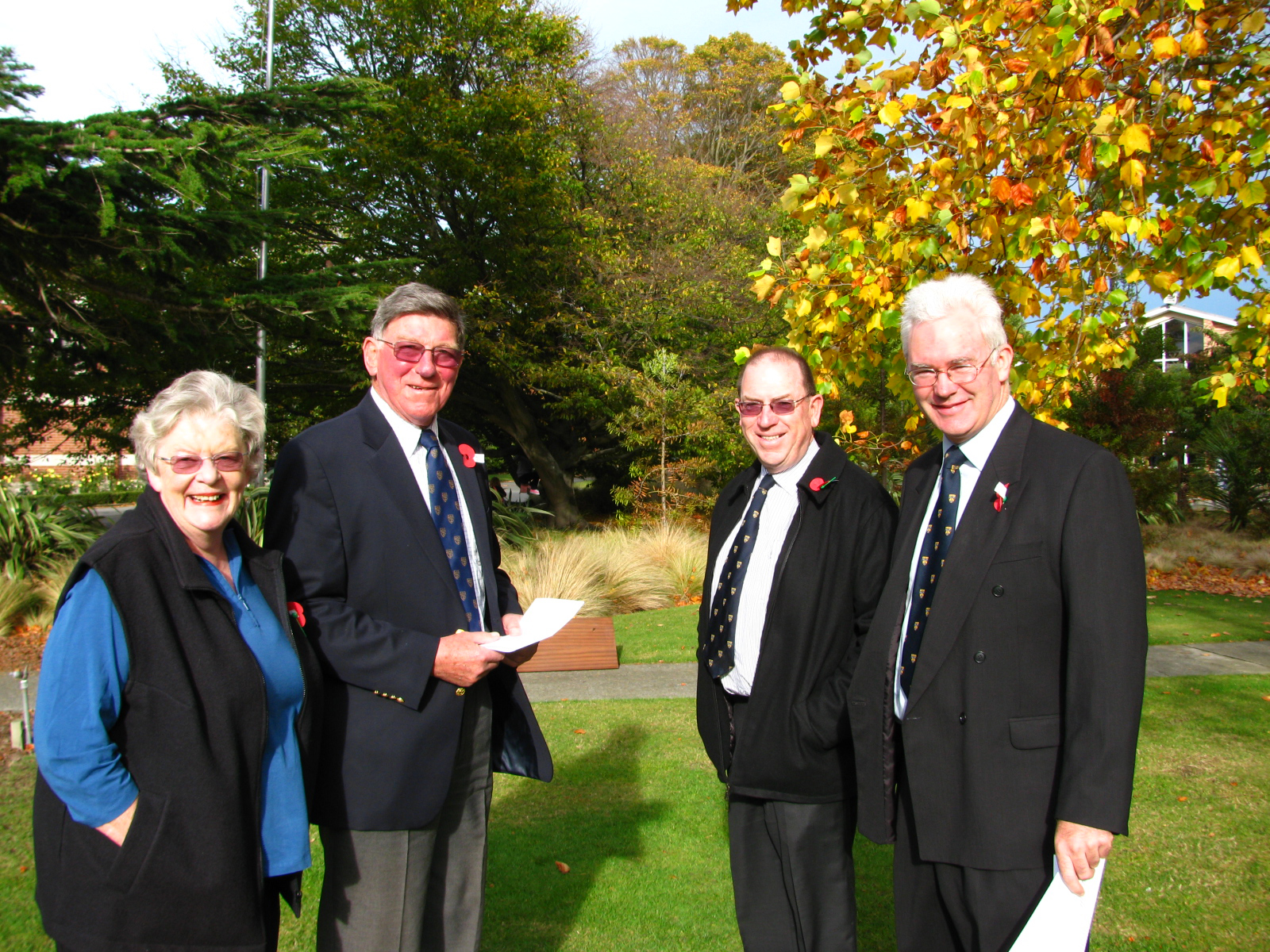 2010 ANZAC Day Service 02