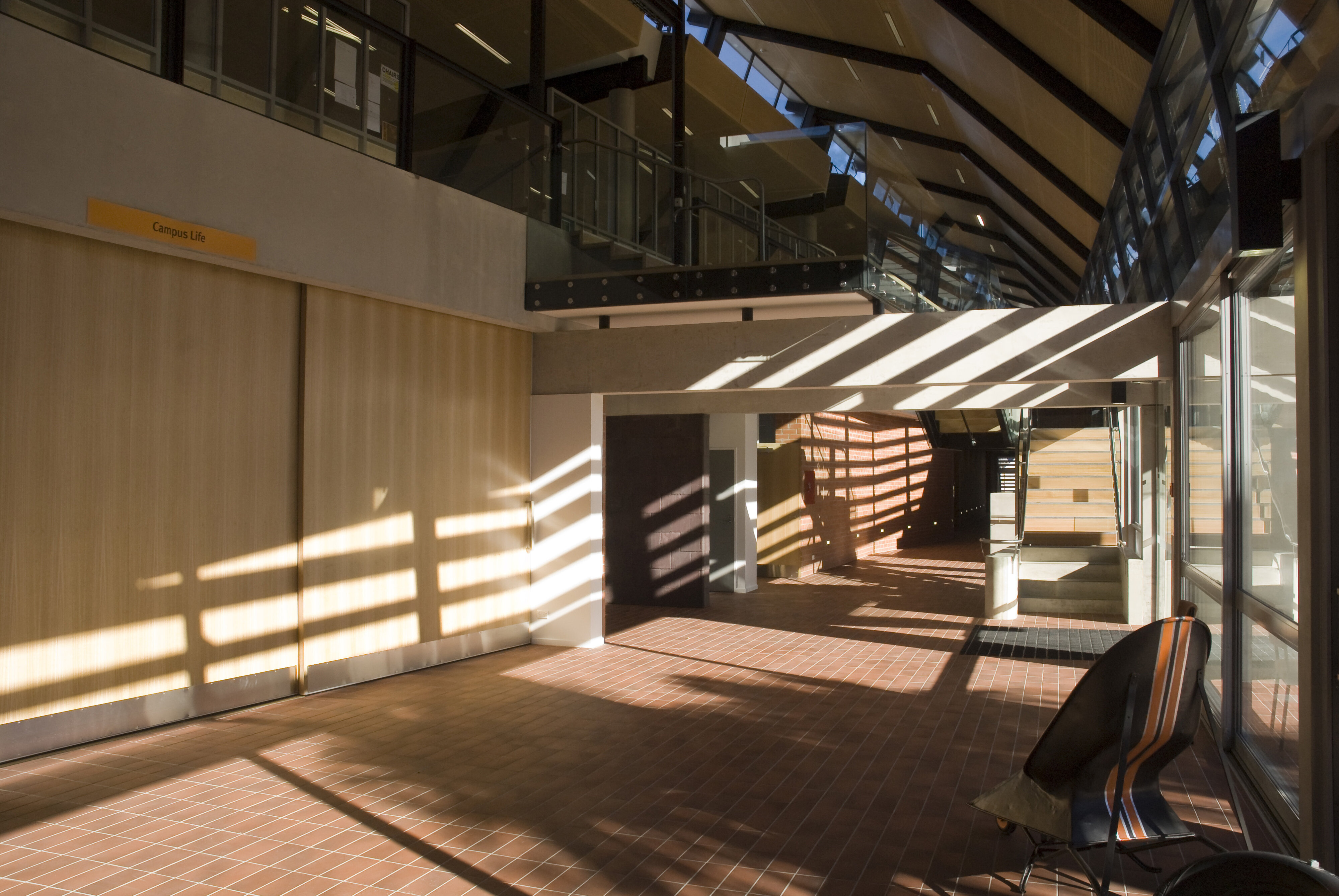 2009 SoLA Building Interior 01