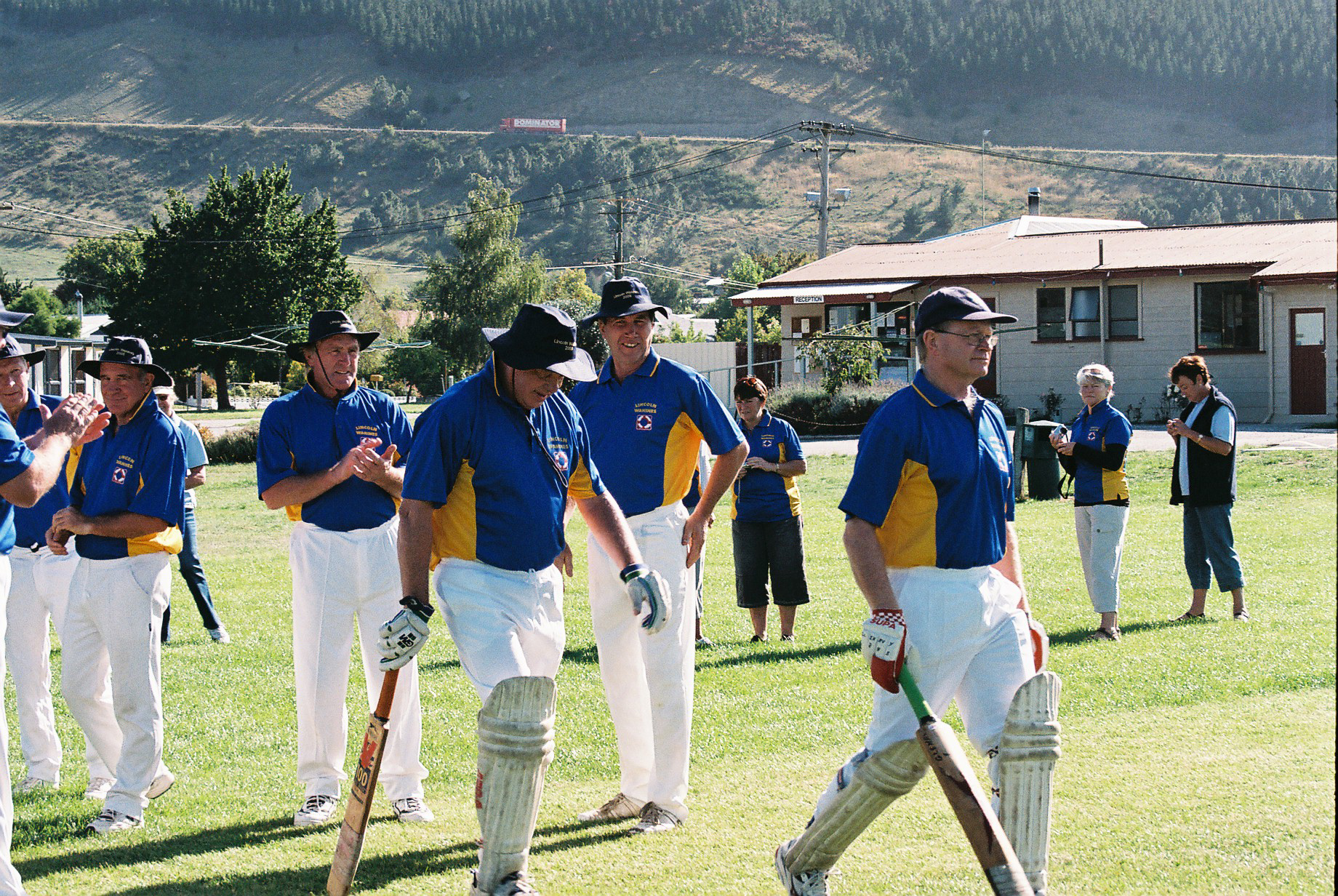 2008 Cricket Team - 1968 Wahine Survivors 060