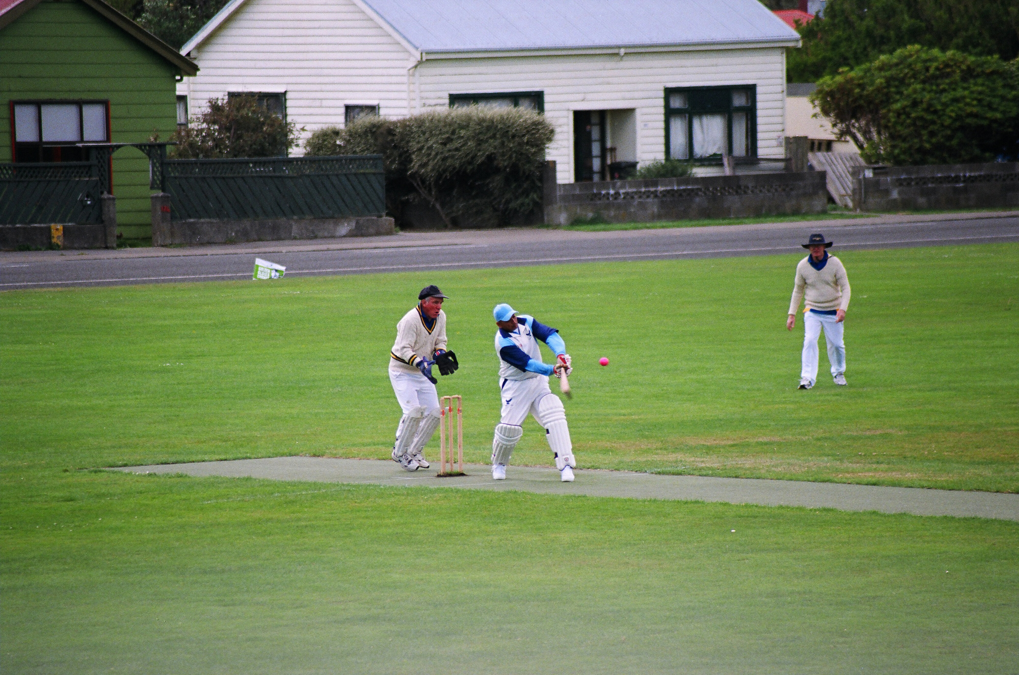 2008 Wahine Cricket XI Golden Oldies 08