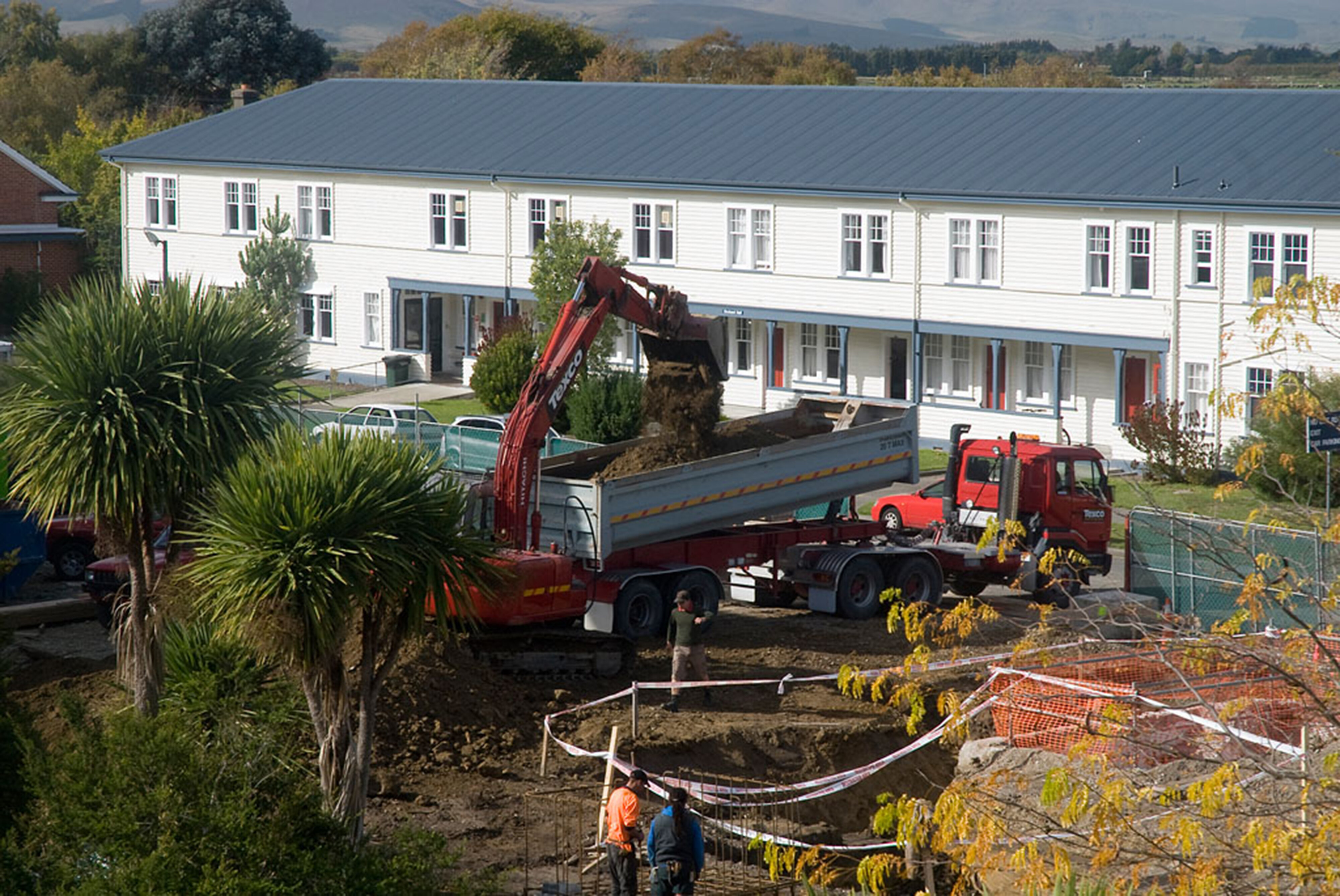 2008-2009 SoLA Building Construction 2008-04-22  005
