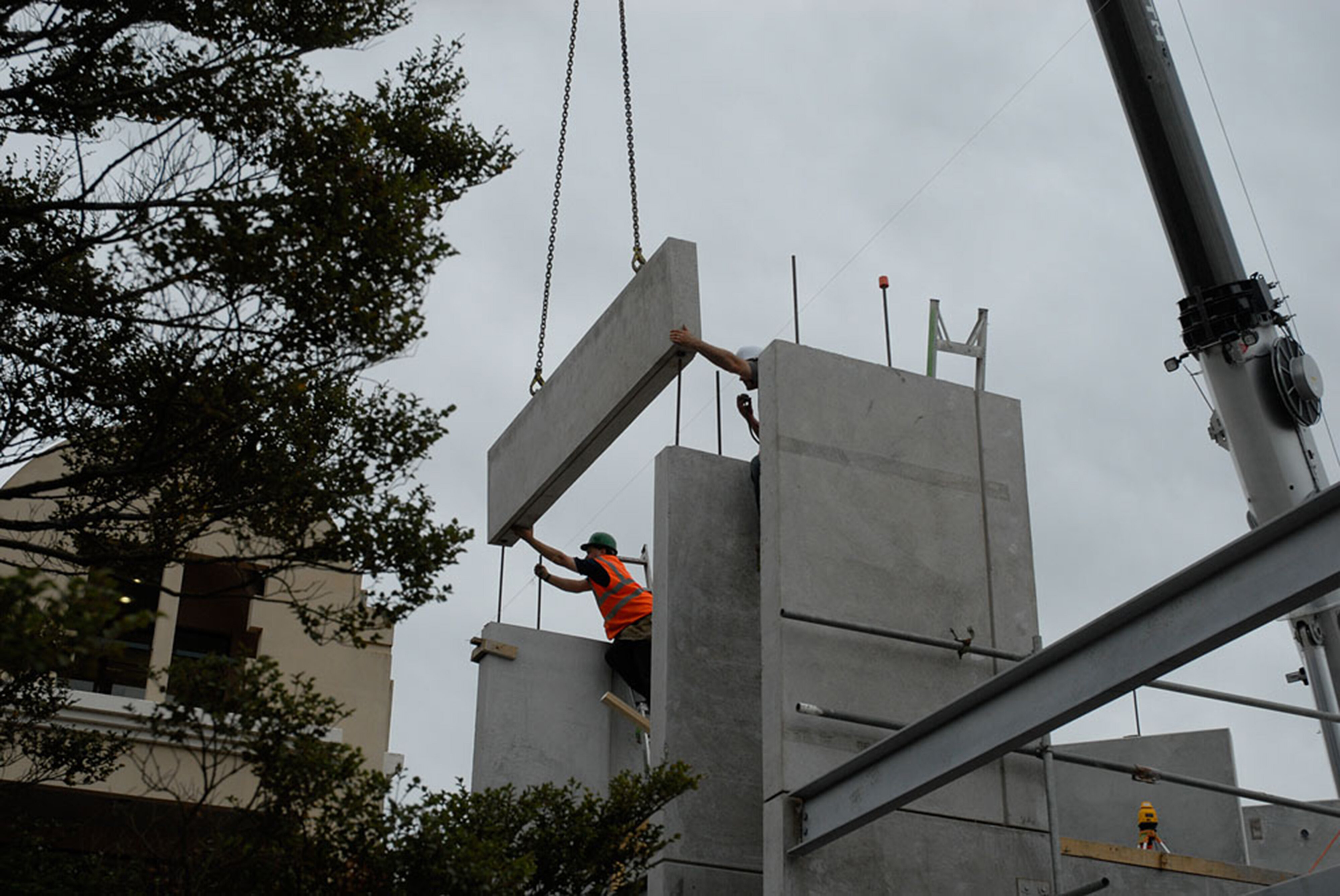 2008-2009 SoLA Building Construction 2008-09-02  054