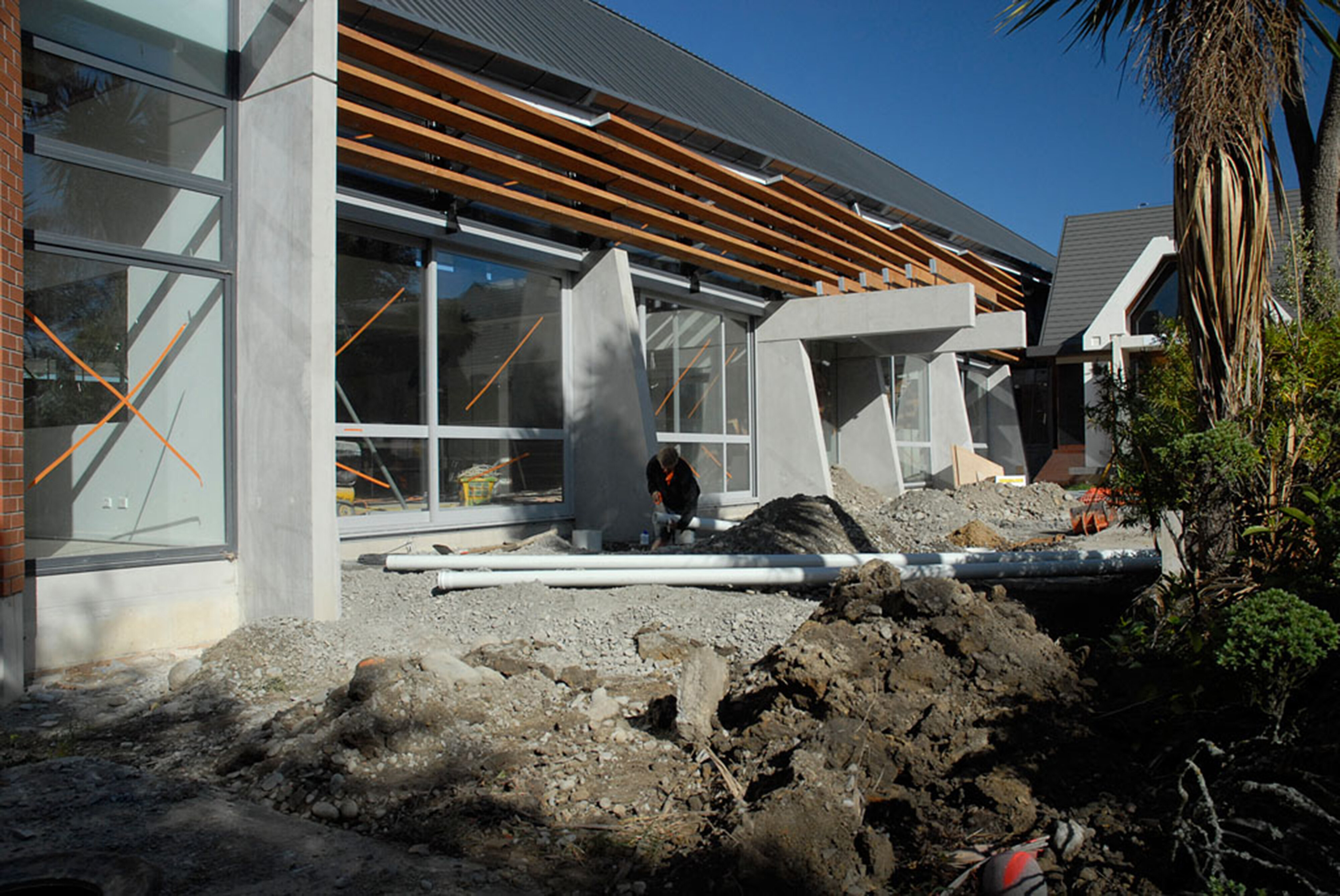 2008-2009 SoLA Building Construction 2009-04-22  114