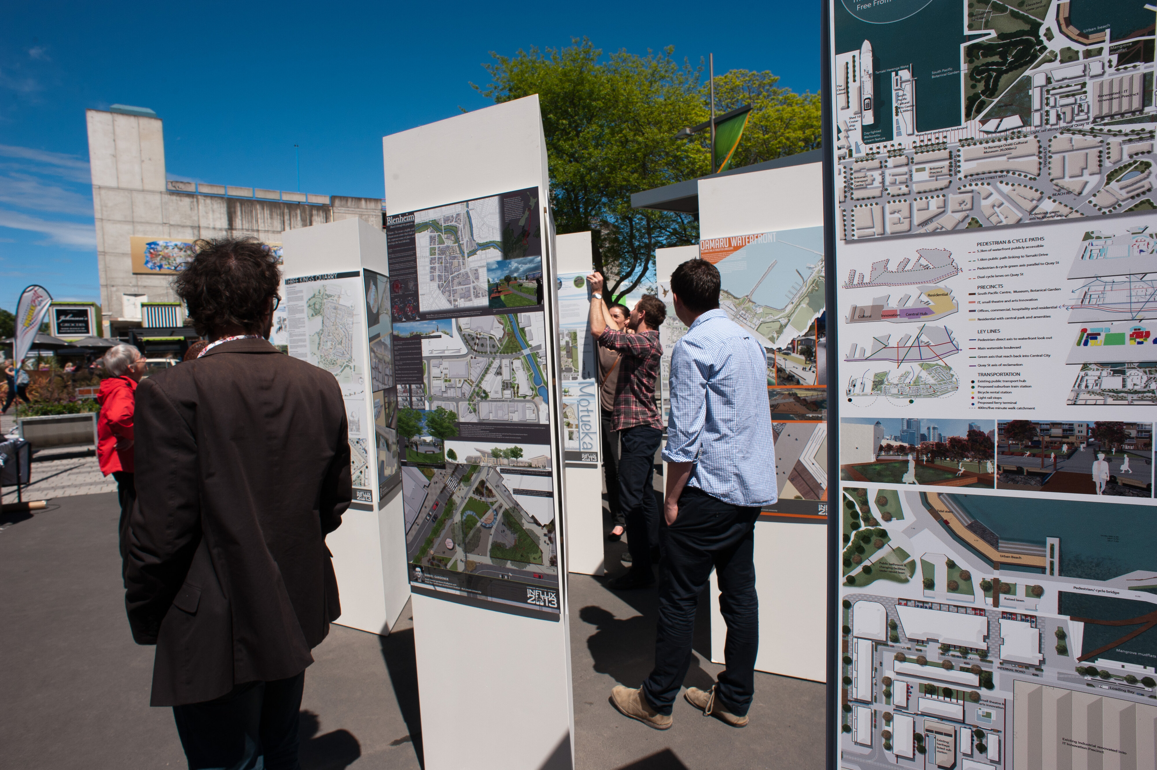 2013 SoLA INFLUX Exhibition 20131025  49