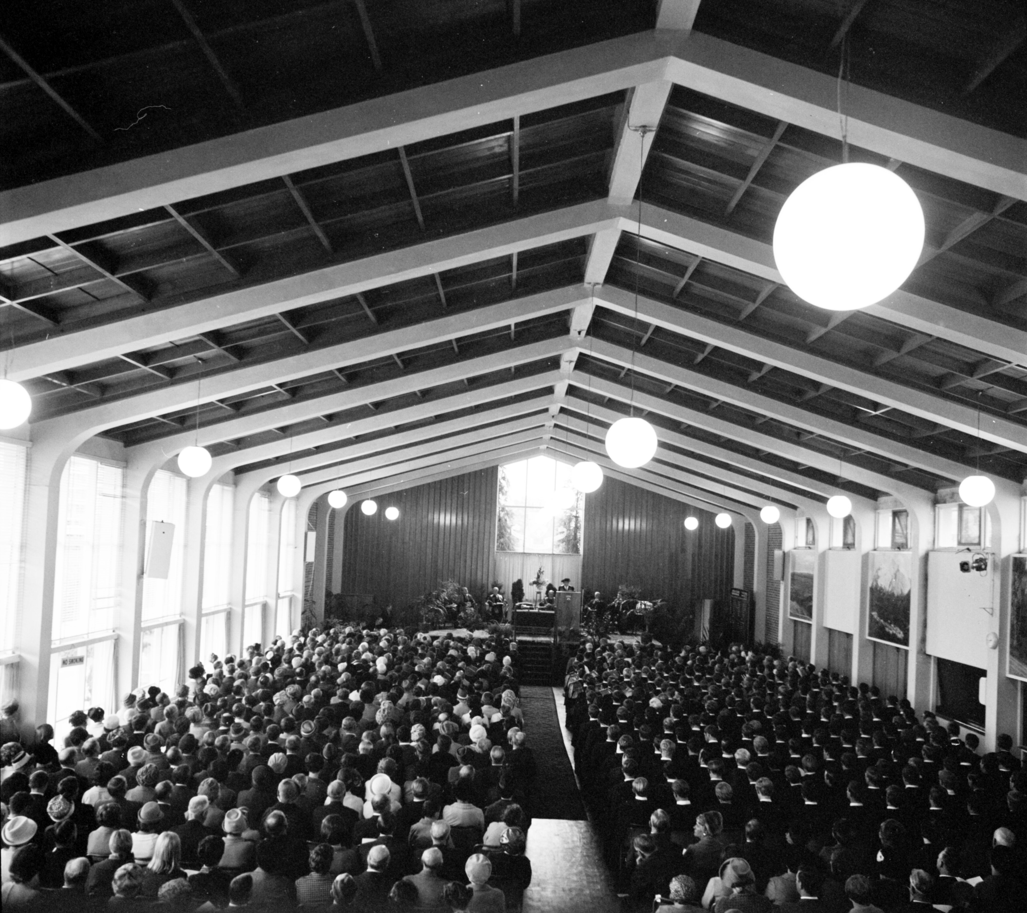0094 1969 Graduation at Refectory 3
