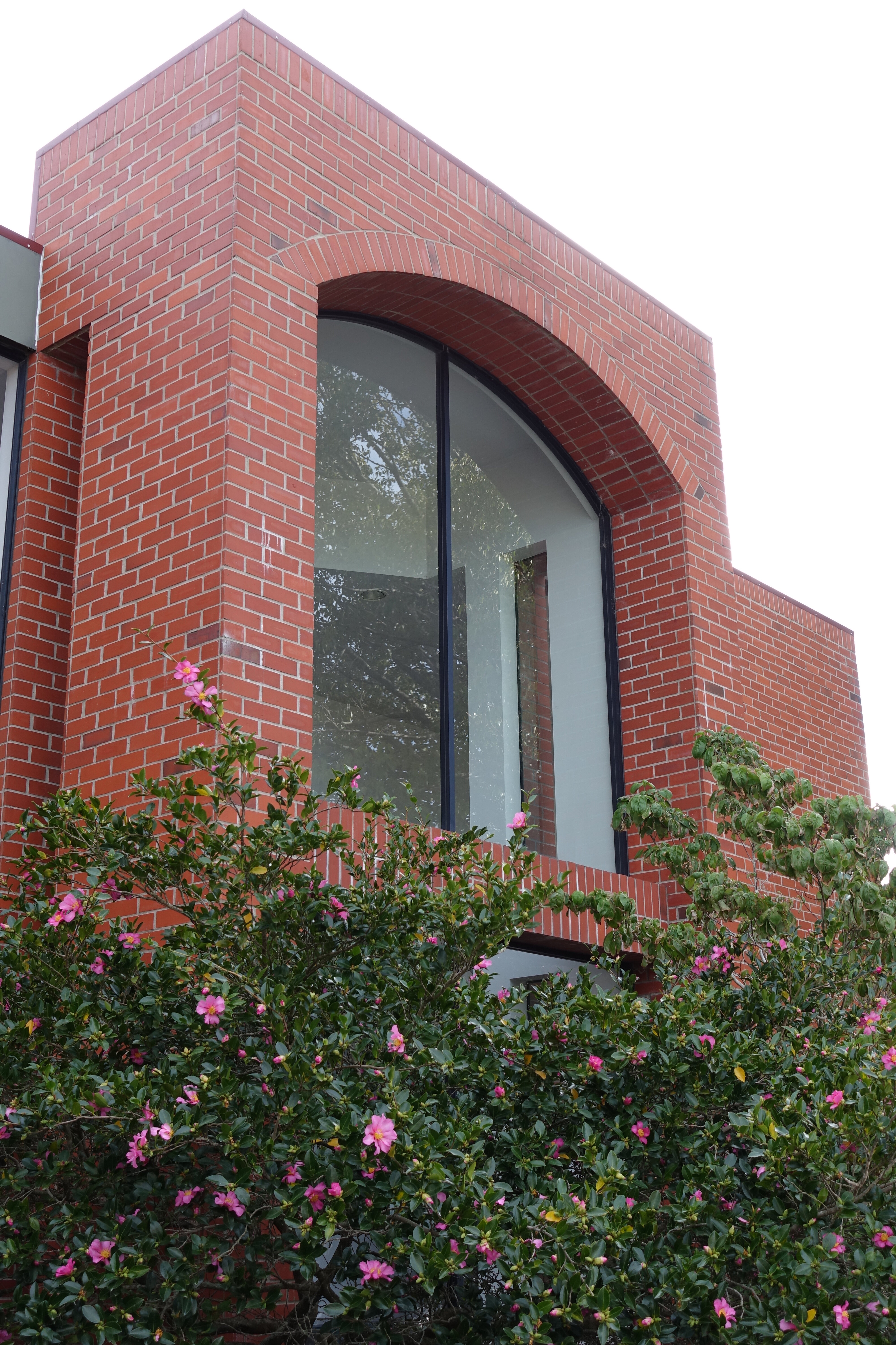 2016 Commerce building exterior 05