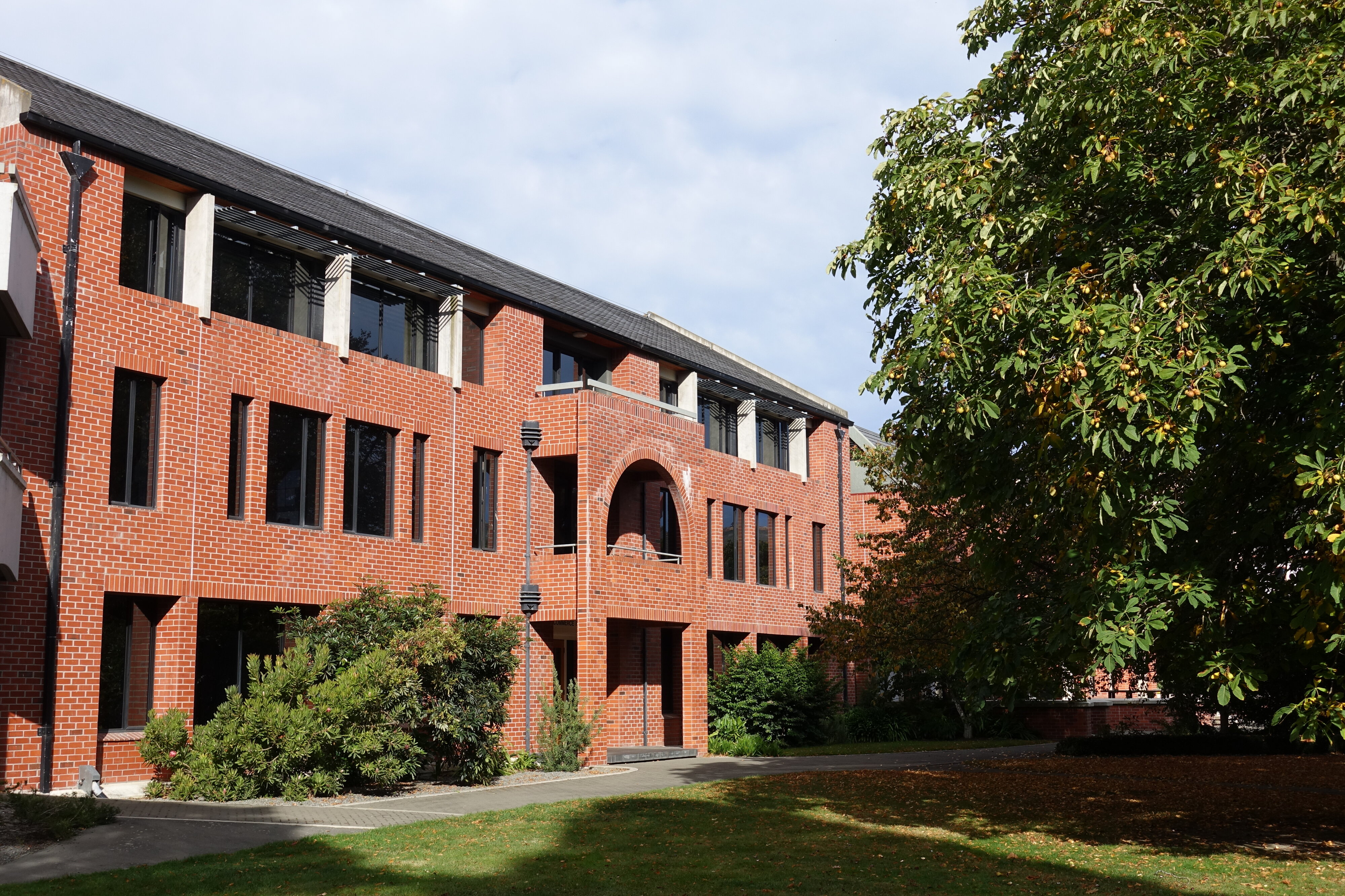 2016 Commerce Building exterior 07