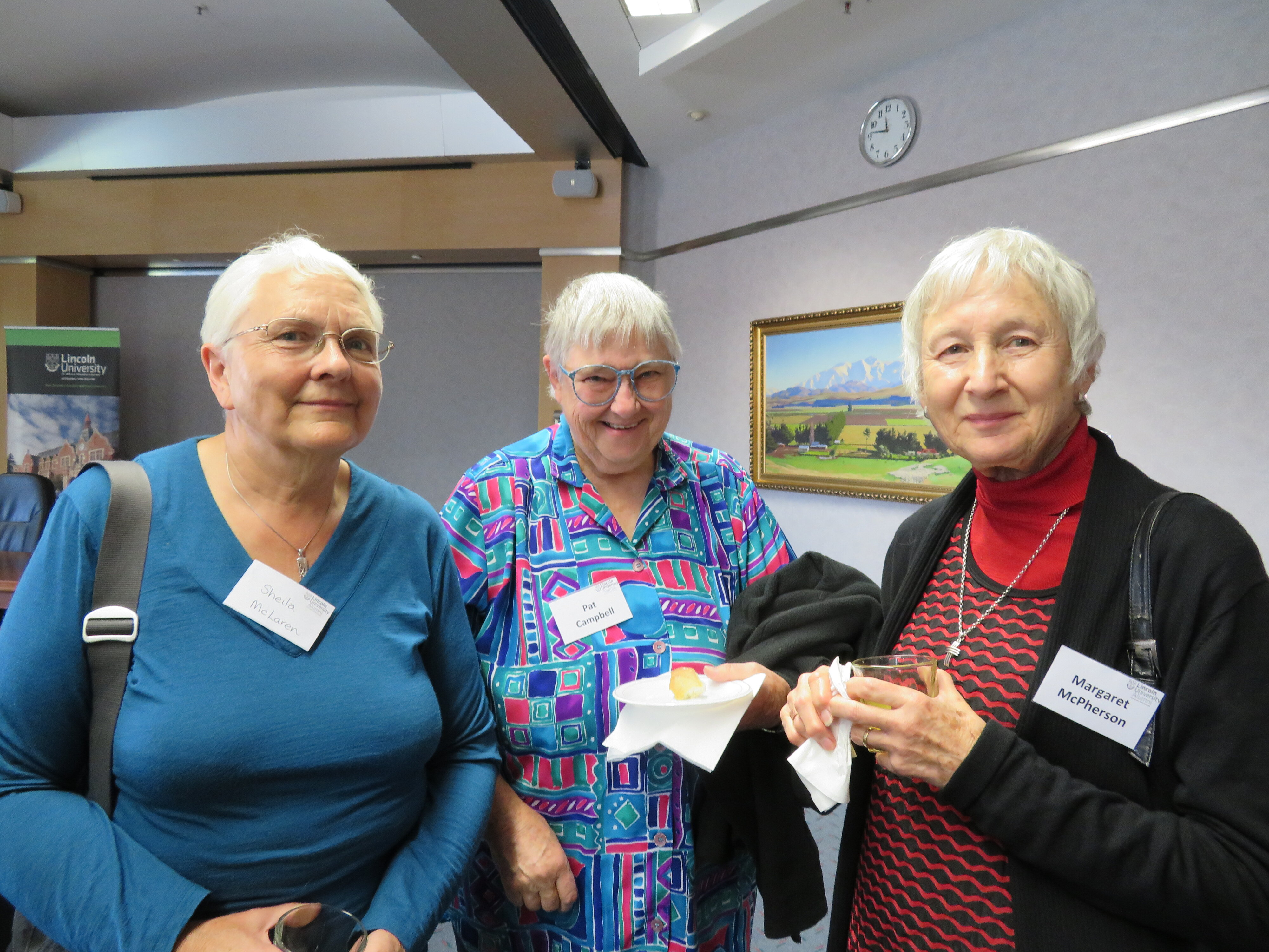 2017-04-10 Retired Women's morning tea   (39)