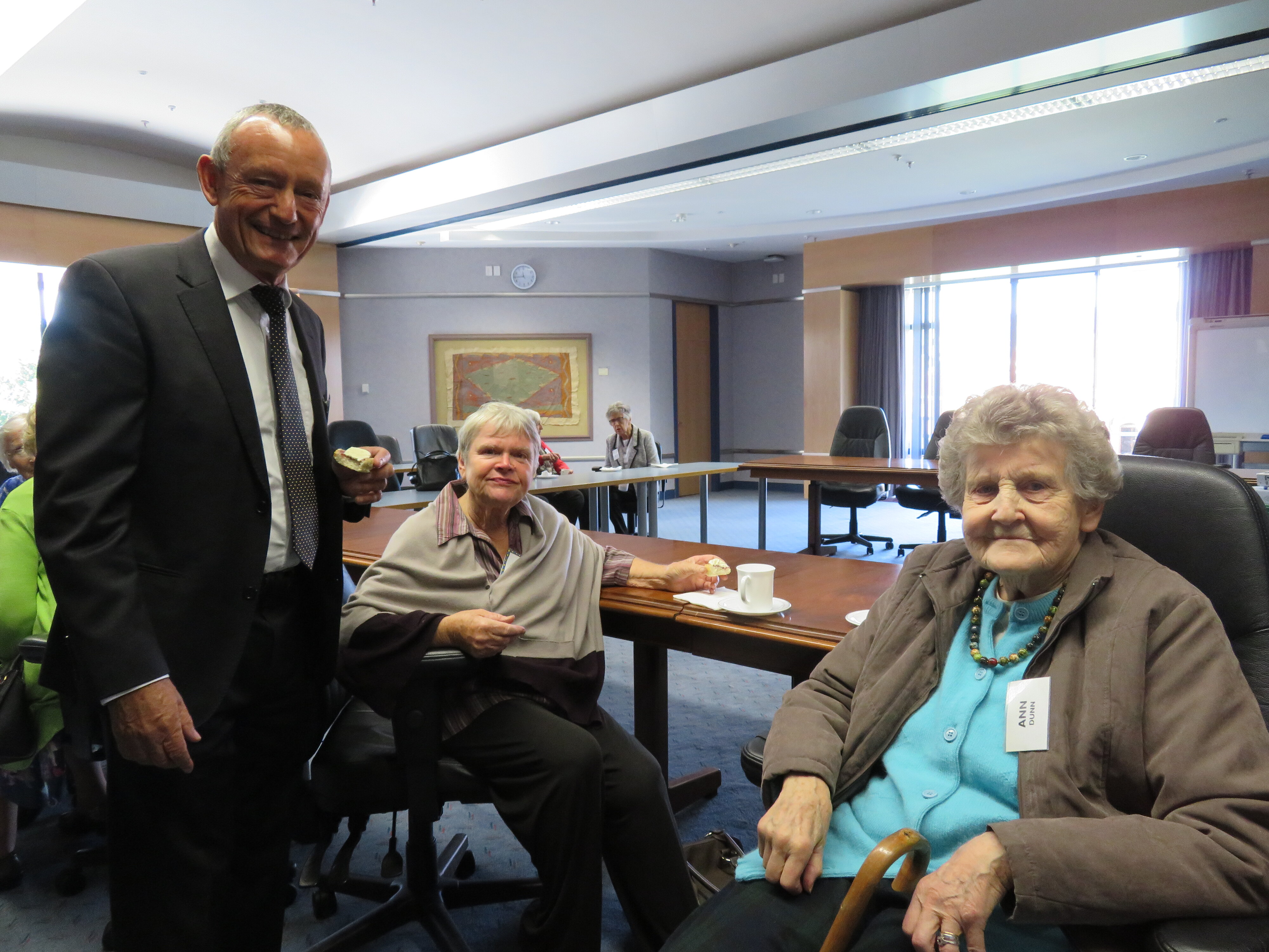 2017-04-10 Retired Women's morning tea   (45)