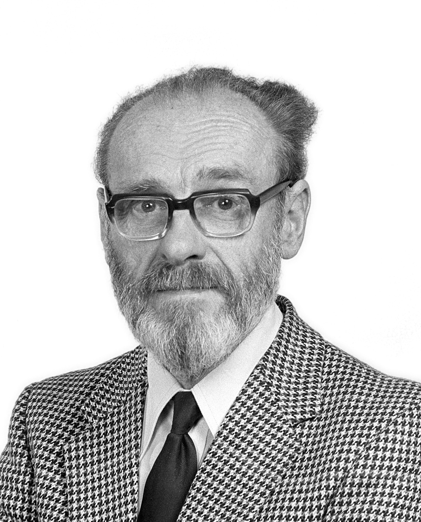 1985 Professor Bernard Howard
