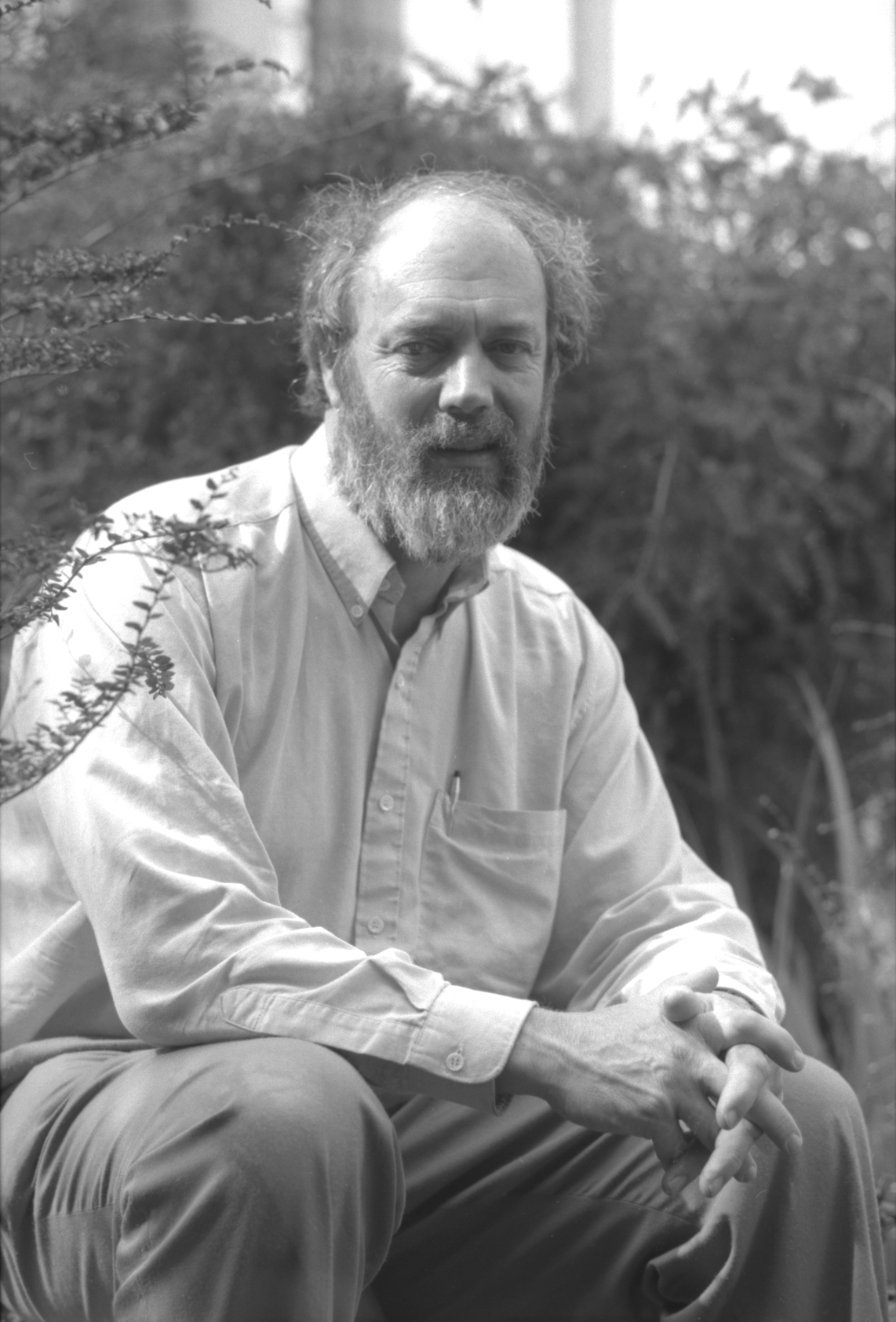 1995 Dr David Given in Library Garden (1)