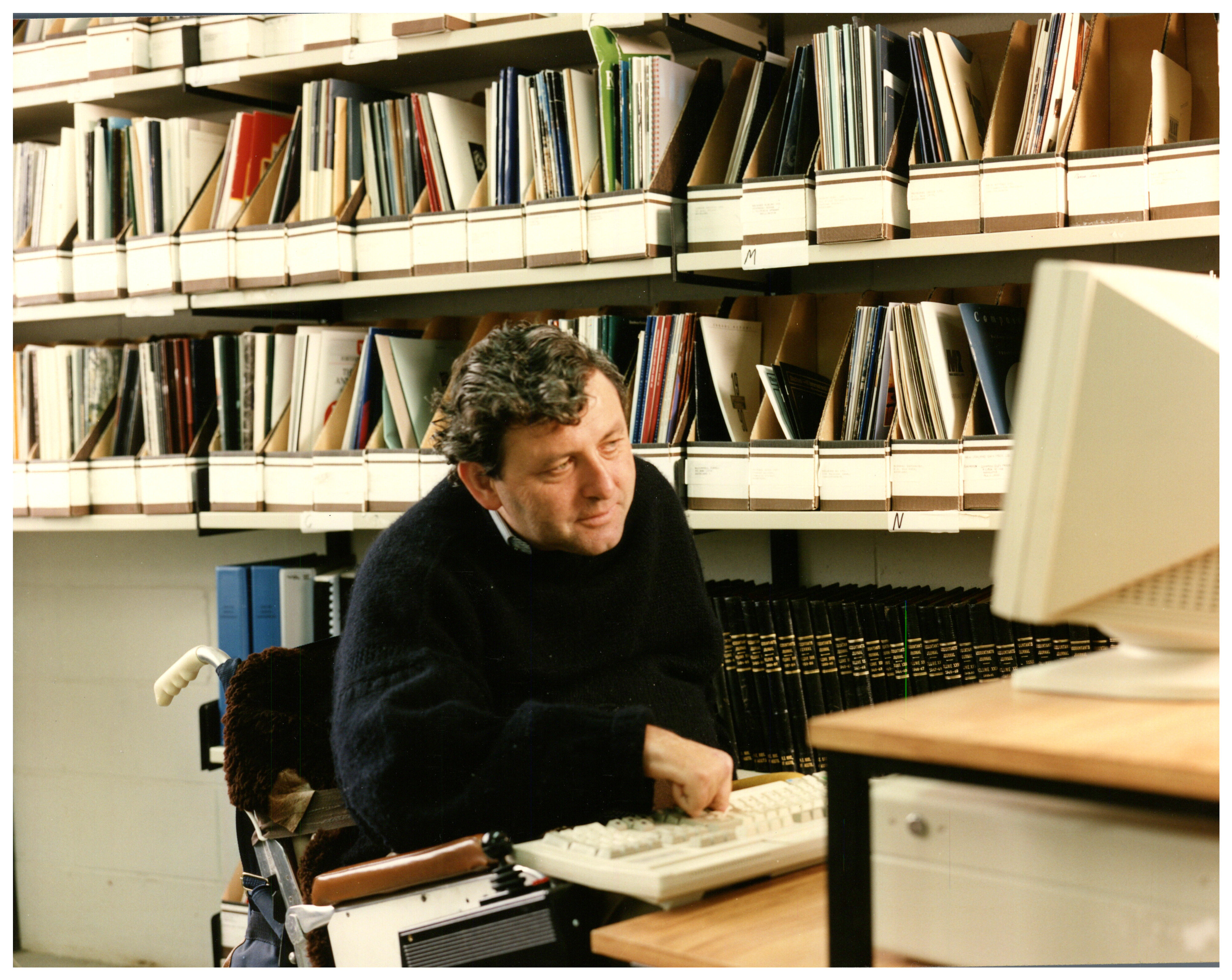 1992 Bruce Fraser Accounting and Valuation Department Computer Analyst