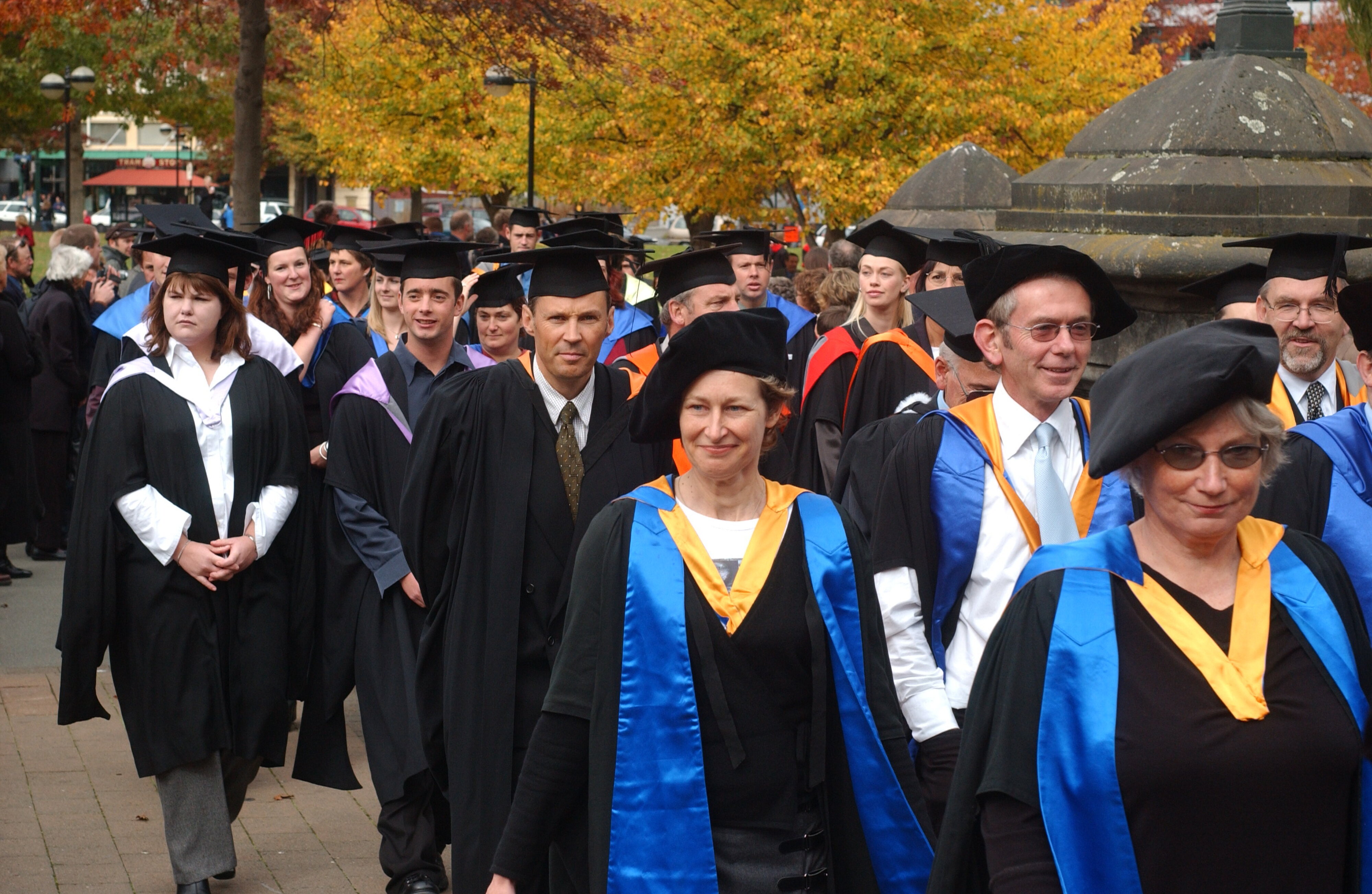 2004 Graduation parade (86)
